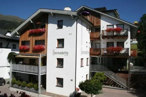 Hotel Garni Bernadette Hotel Garni Bernadette