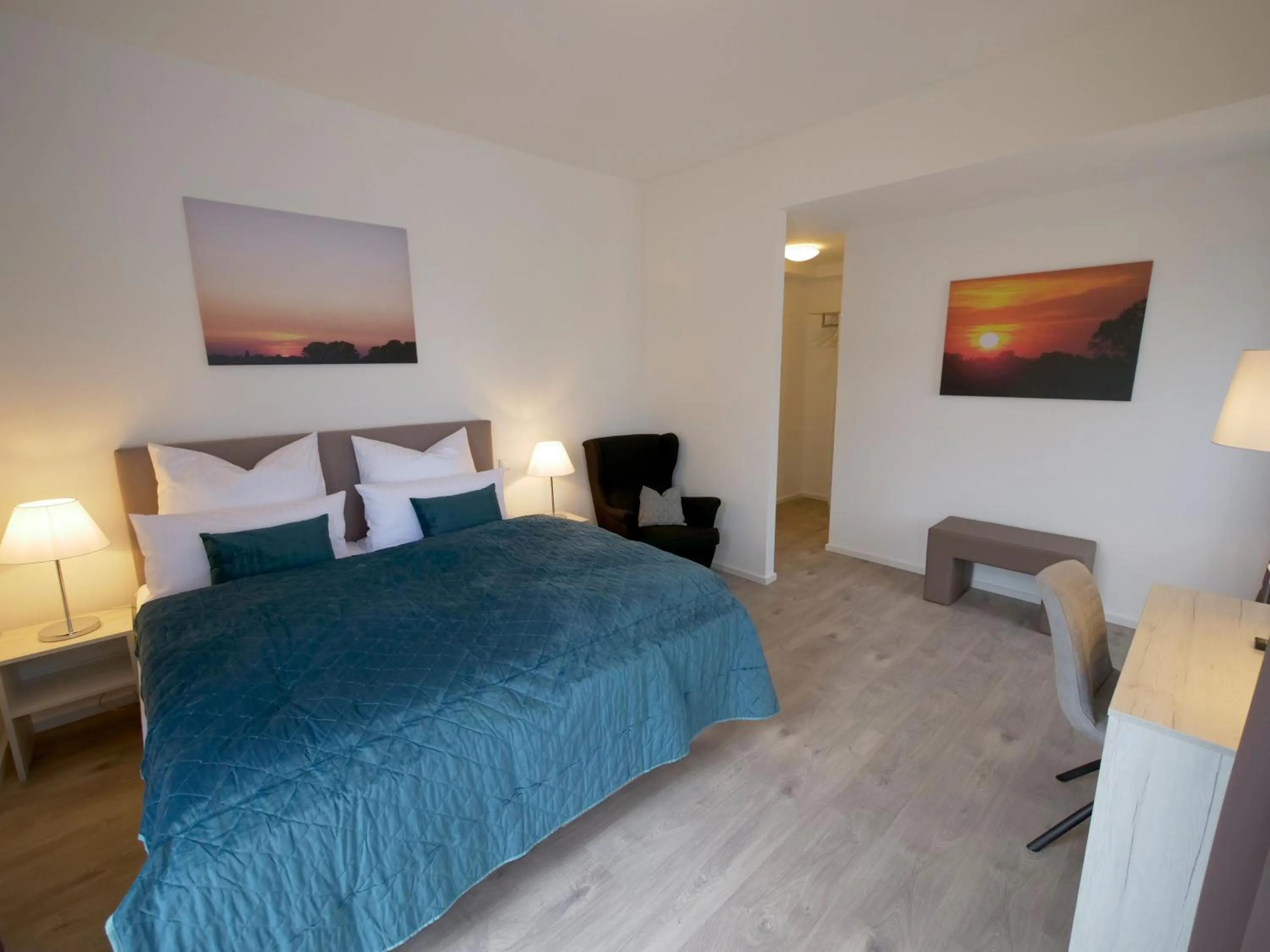 Photo of the whole room, Bed in Oberwaldhaus