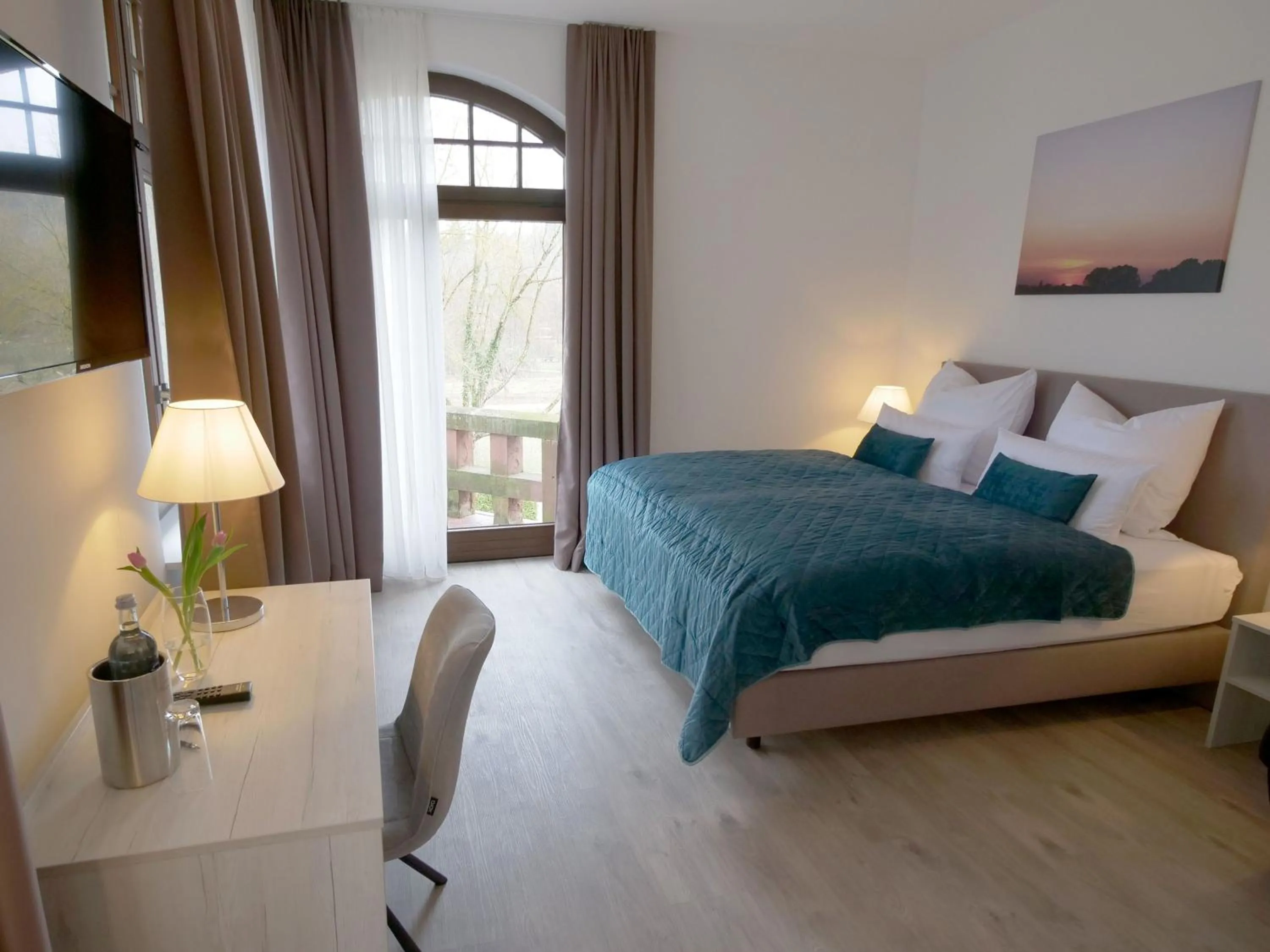 Photo of the whole room, Bed in Oberwaldhaus