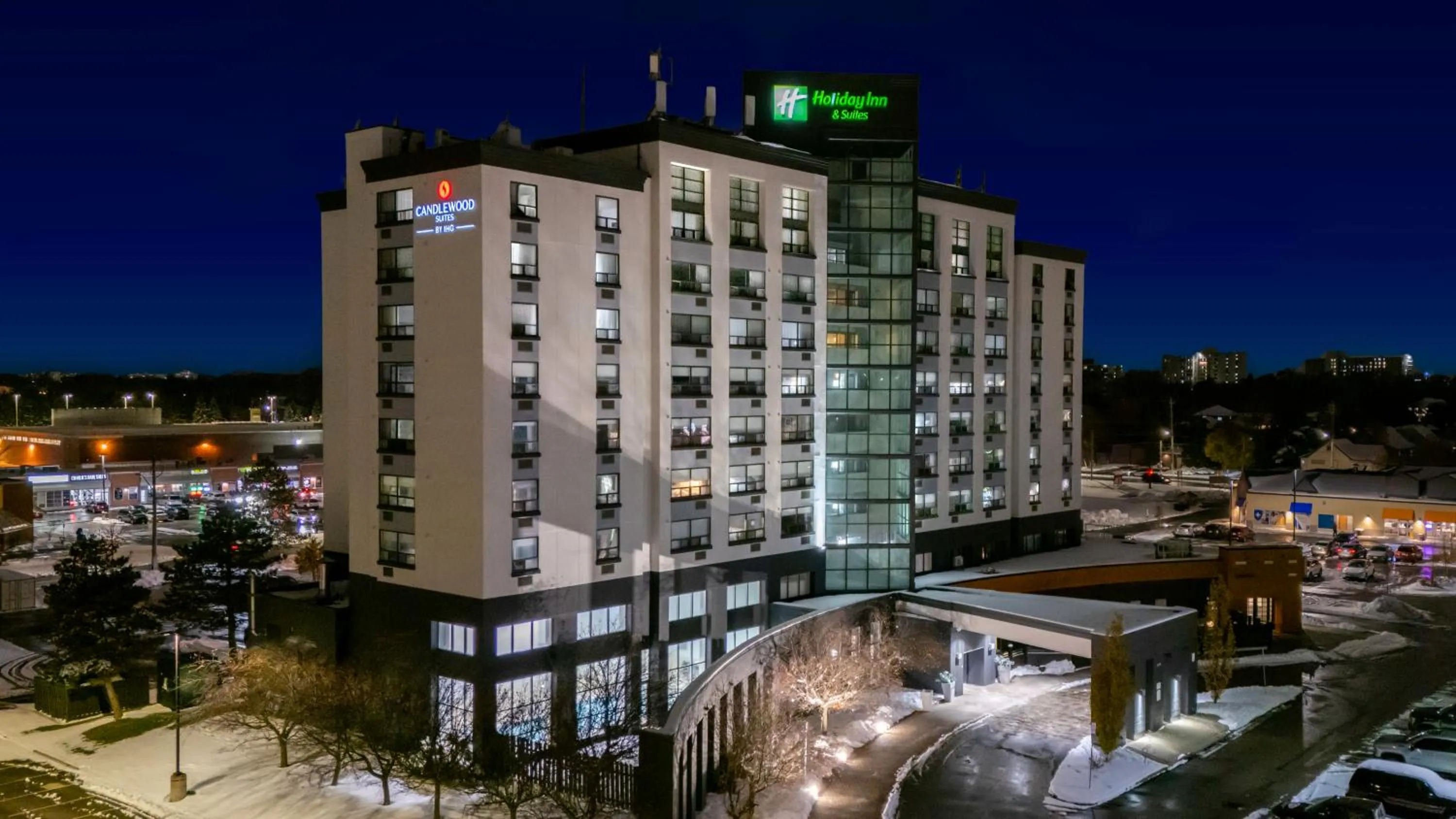 Property building in Holiday Inn Hotel & Suites London by IHG