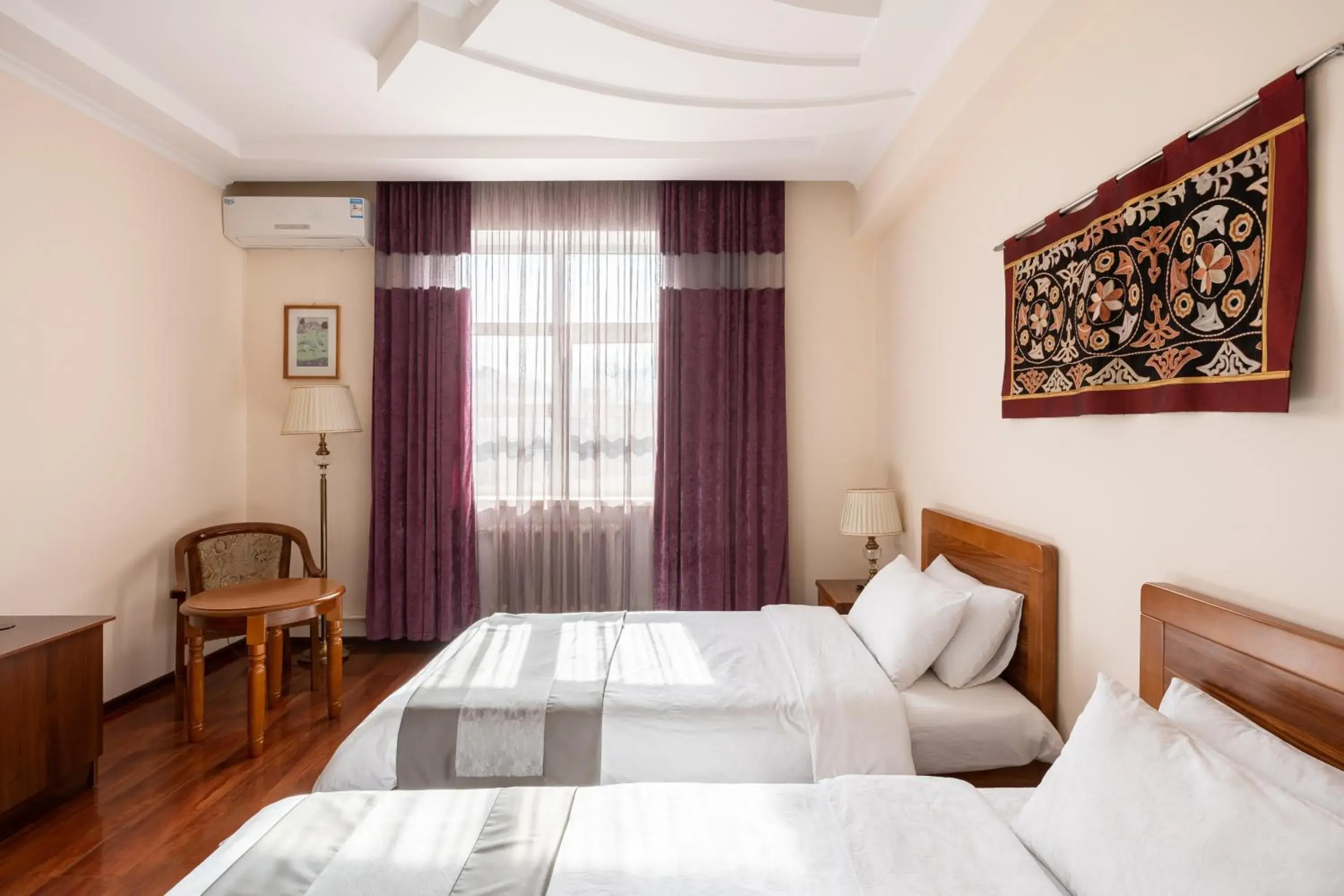 Soluxe Hotel Soluxe Hotel