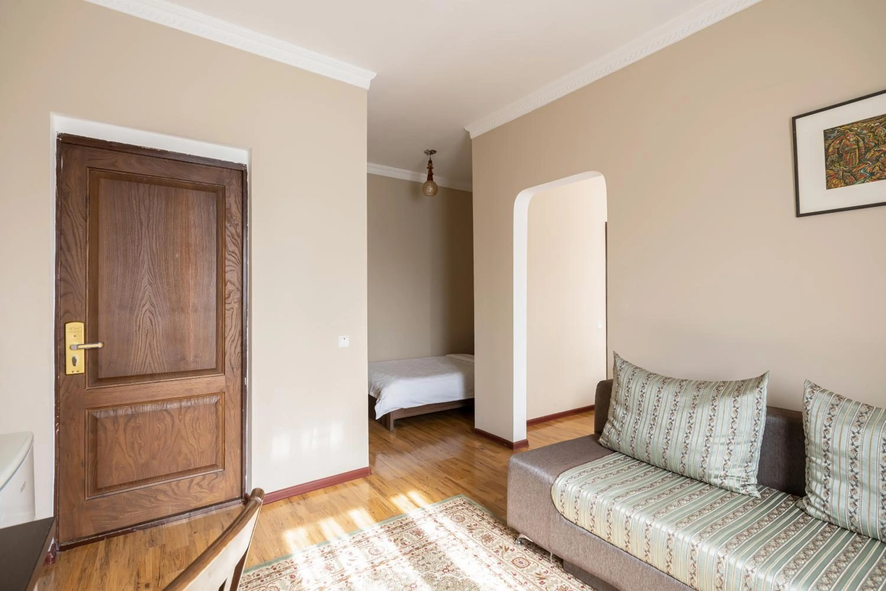 Seating area in Soluxe Hotel