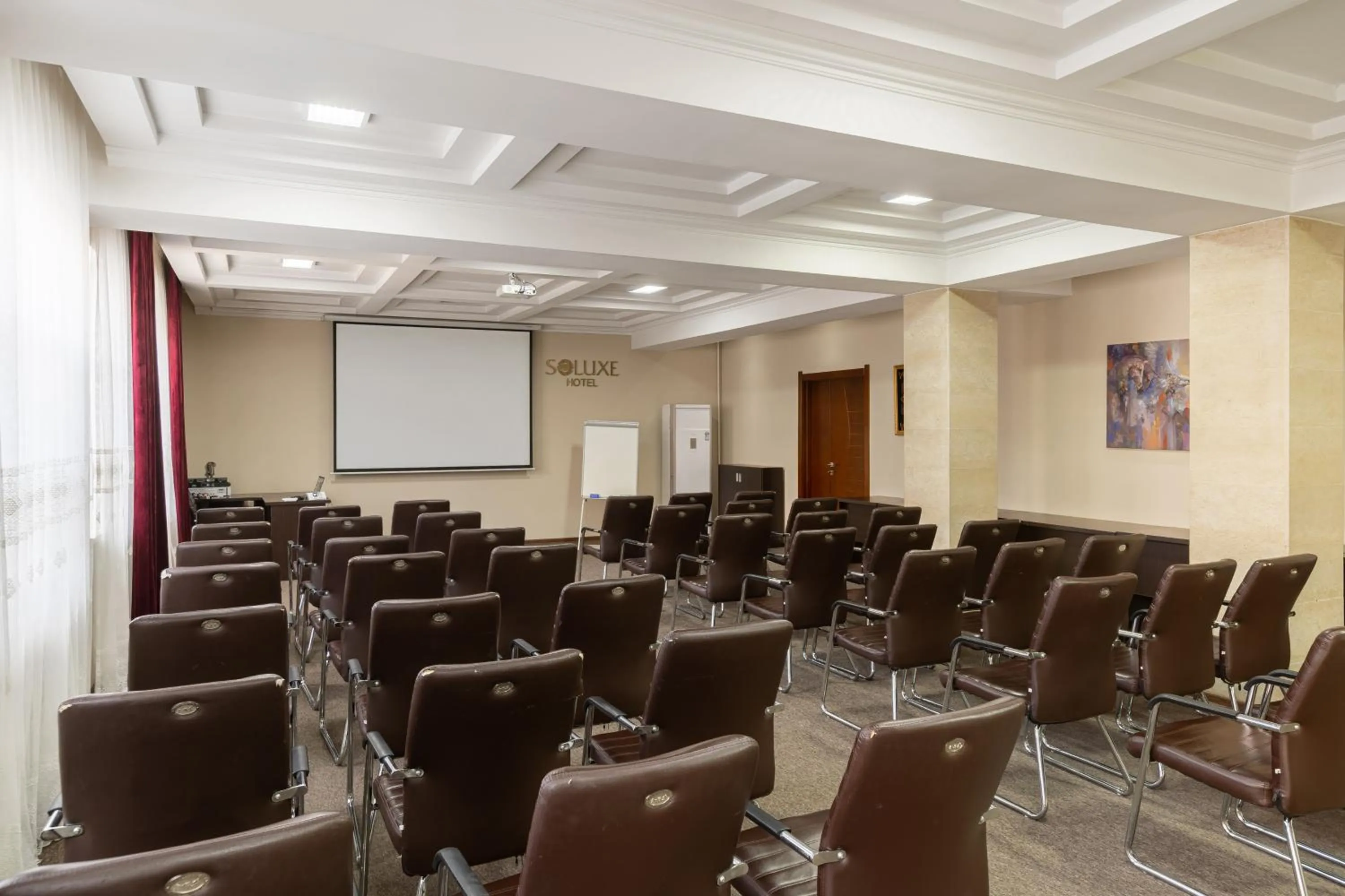 Meeting/conference room in Soluxe Hotel