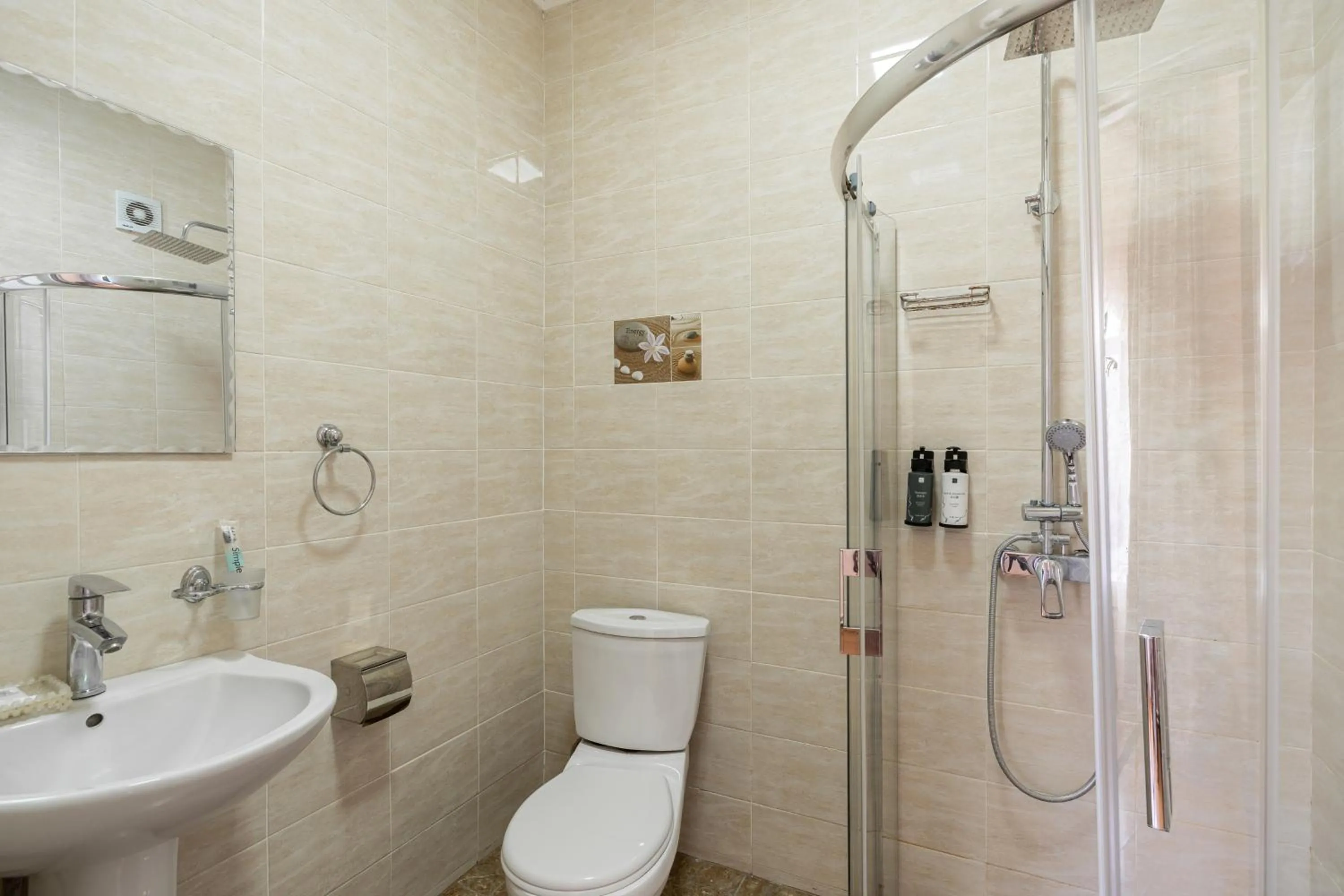 Bathroom in Soluxe Hotel