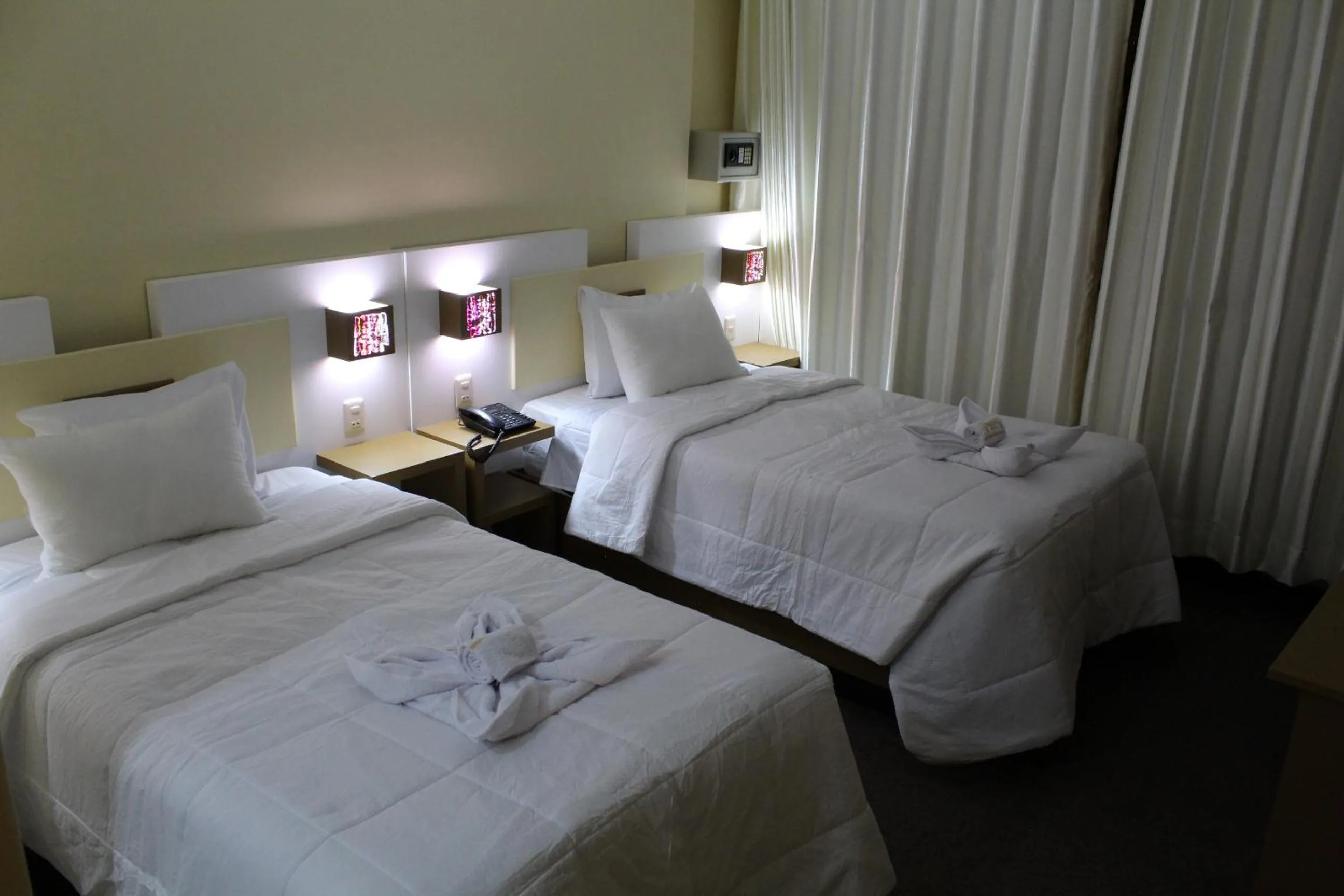 Bed in Kaaro Hotel Puno