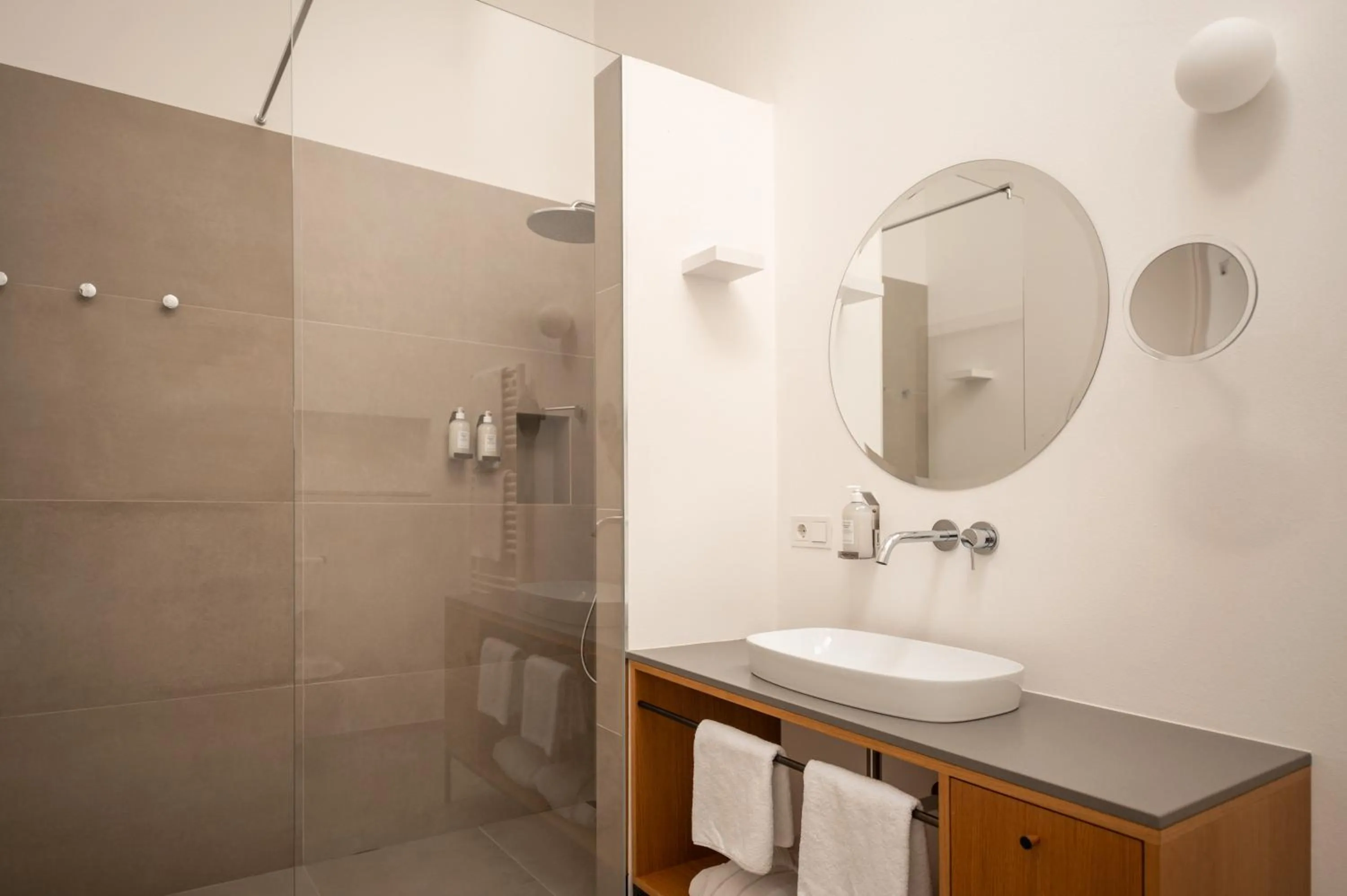 Bathroom in Kuntino Suites