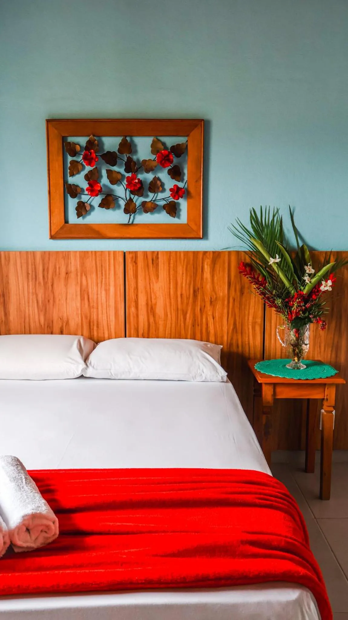 Bedroom, Bed in Pousada Portal de Paraty- COM GERADOR DE ENERGIA- SERVIREMOS UM DELICIOSO JANTAR NA NOITE DE REVEILLON 2026