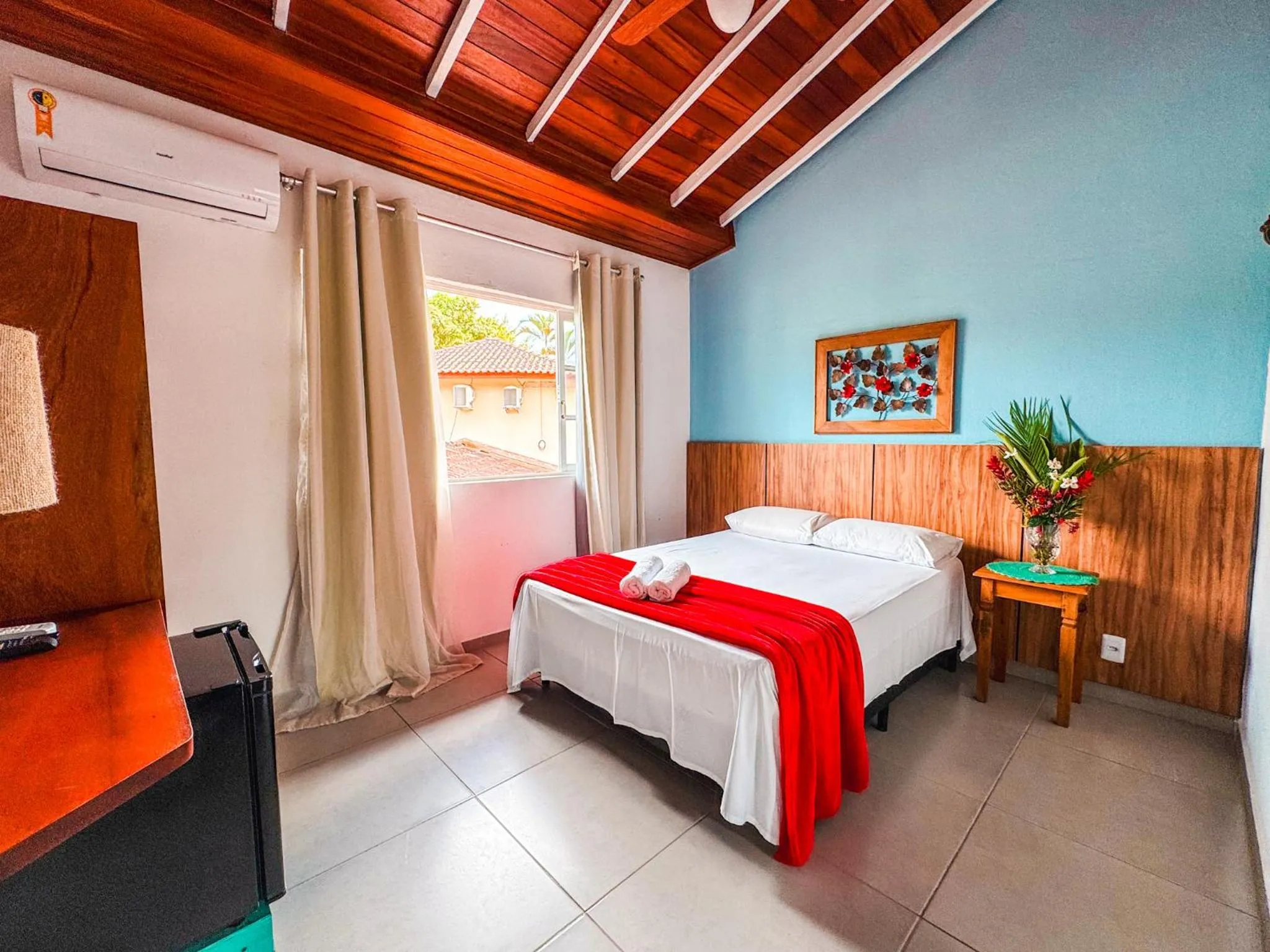 Bedroom, Bed in Pousada Portal de Paraty- COM GERADOR DE ENERGIA- SERVIREMOS UM DELICIOSO JANTAR NA NOITE DE REVEILLON 2026