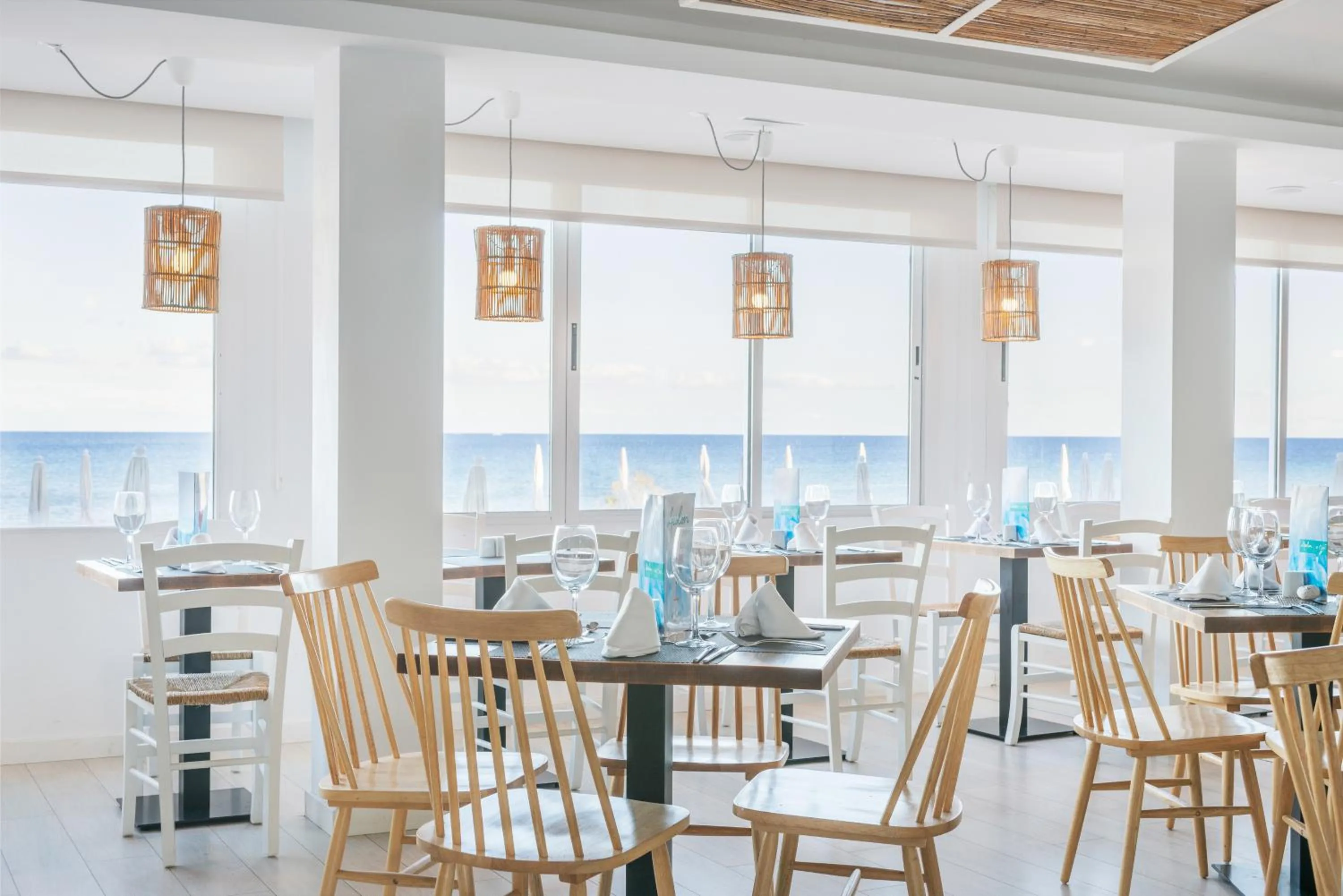 Restaurant/places to eat in Hotel Atolon & Kaafu Beach Club