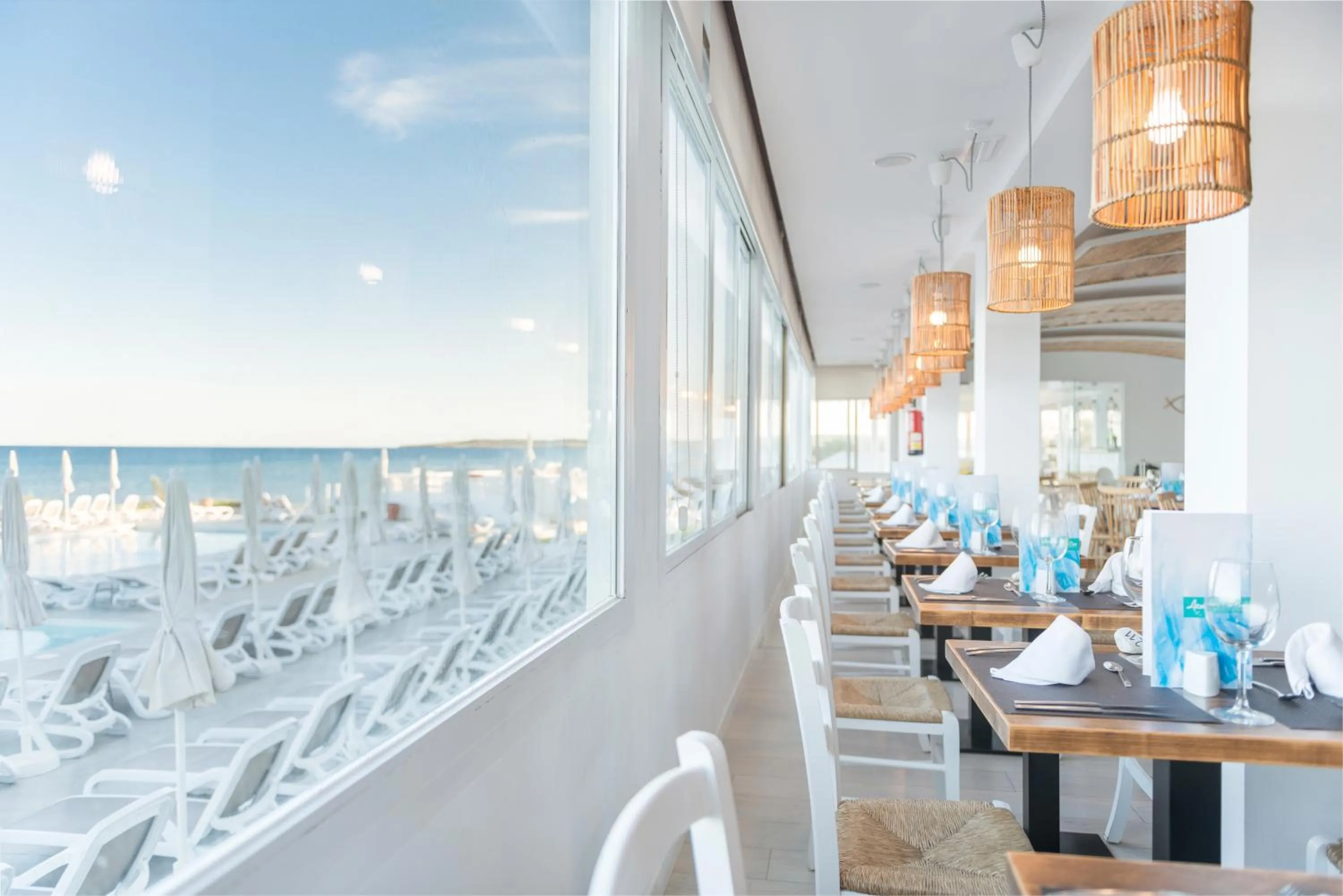 Restaurant/places to eat in Hotel Atolon & Kaafu Beach Club