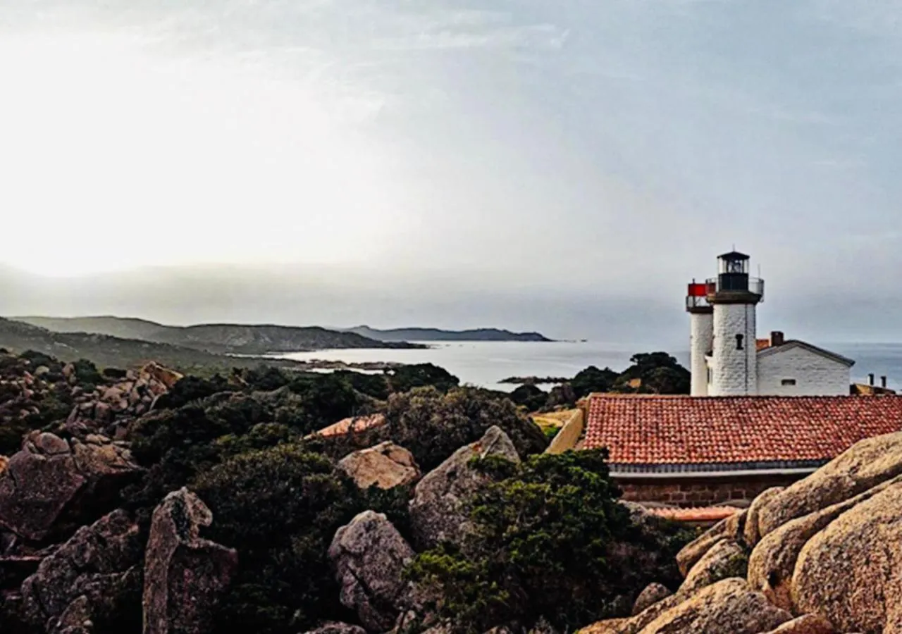 Nearby landmark in Hôtel du Golfe