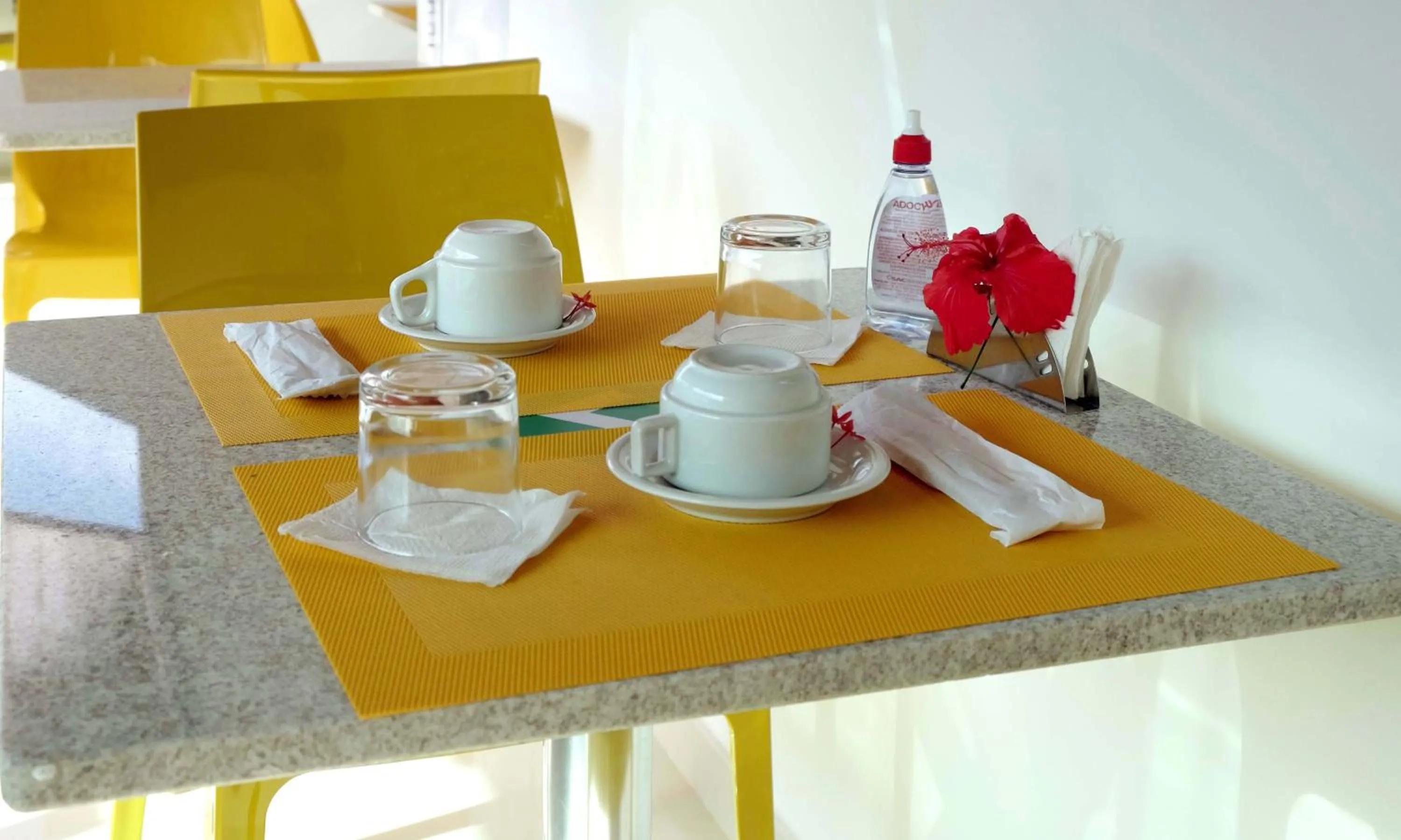 Coffee/tea facilities in Apart-Hotel Bella Vida Suítes e Apartamentos