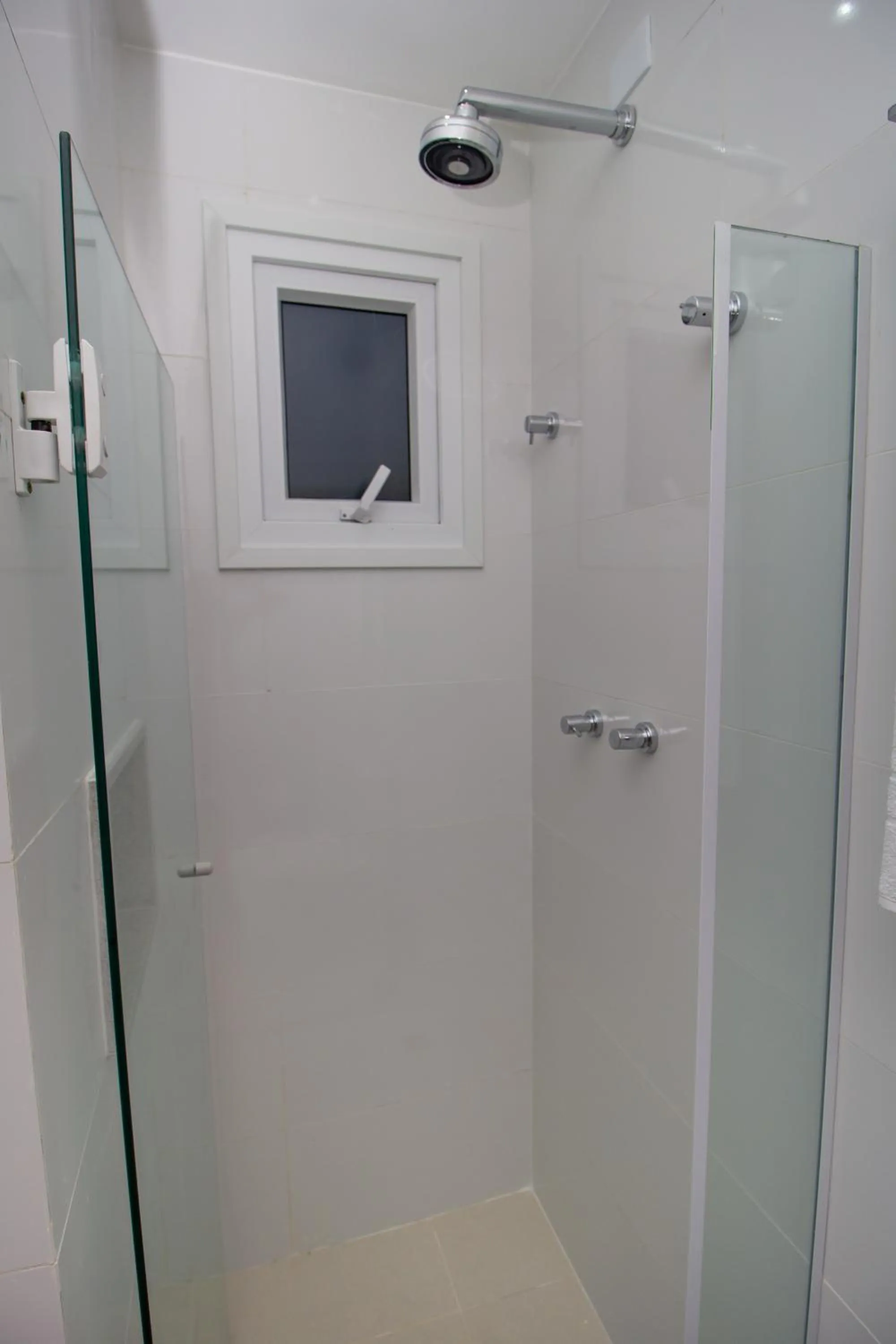 Shower in Apart-Hotel Bella Vida Suítes e Apartamentos