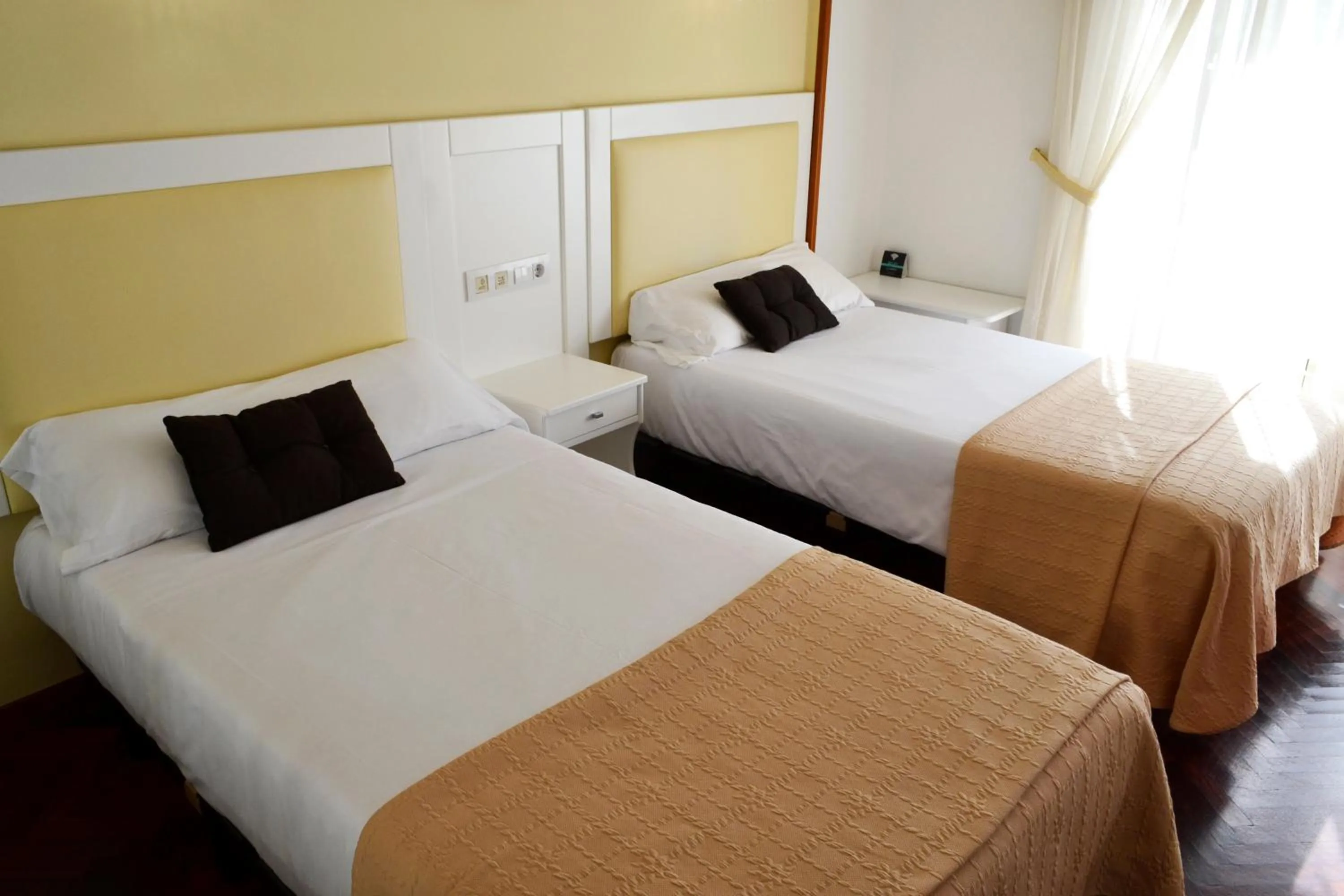 Photo of the whole room, Bed in Hotel Alda Santa Cristina