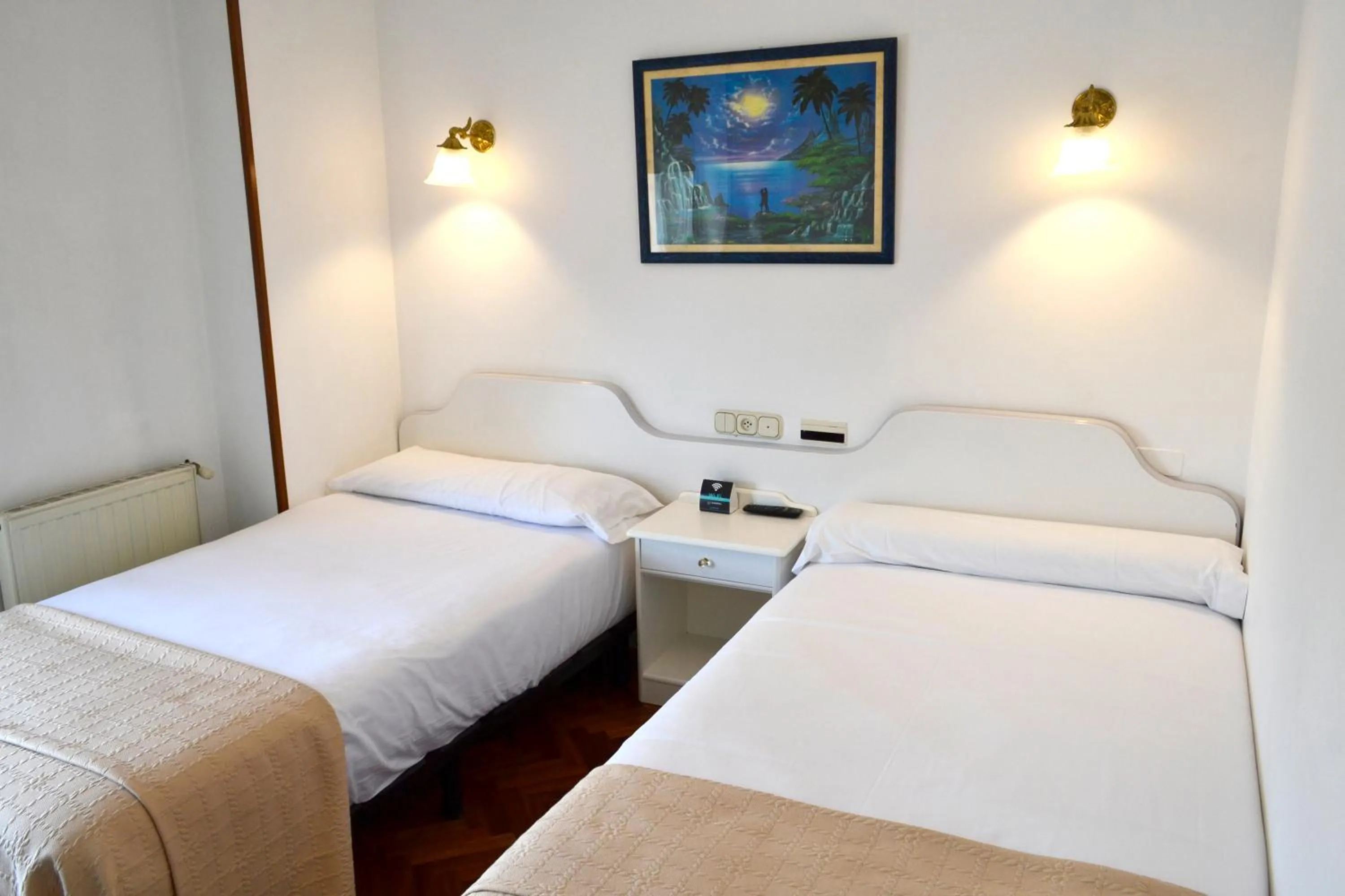 Photo of the whole room, Bed in Hotel Alda Santa Cristina