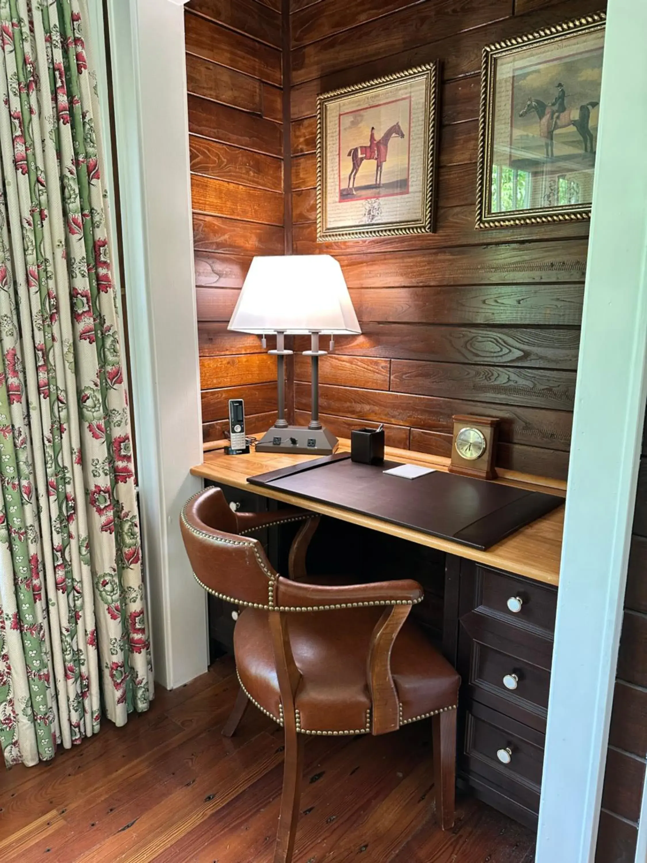 Mare Suite in Goodstone Inn & Restaurant Mare Suite in Goodstone Inn & Restaurant