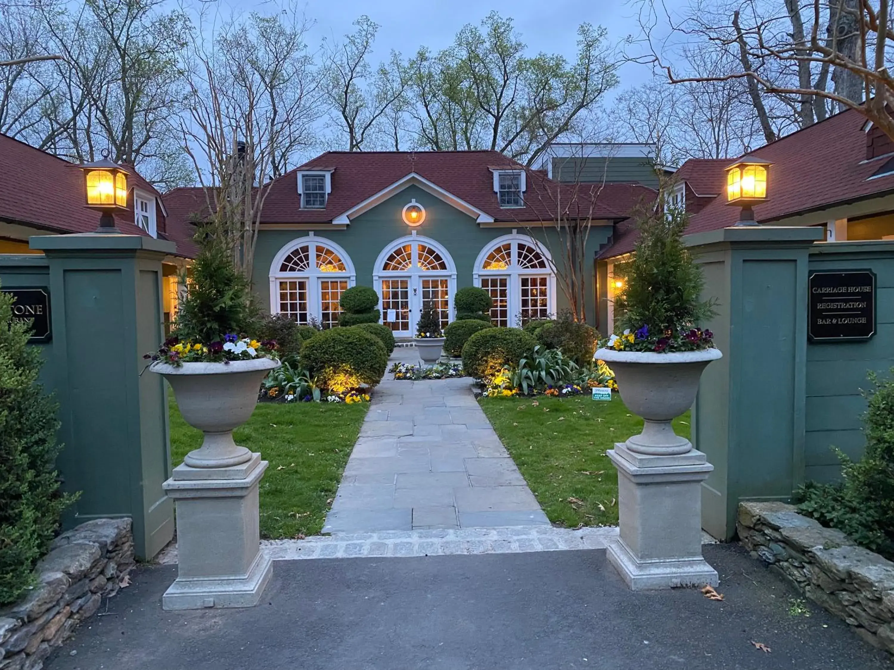 Hayloft Deluxe Room in Goodstone Inn & Restaurant Hayloft Deluxe Room in Goodstone Inn & Restaurant