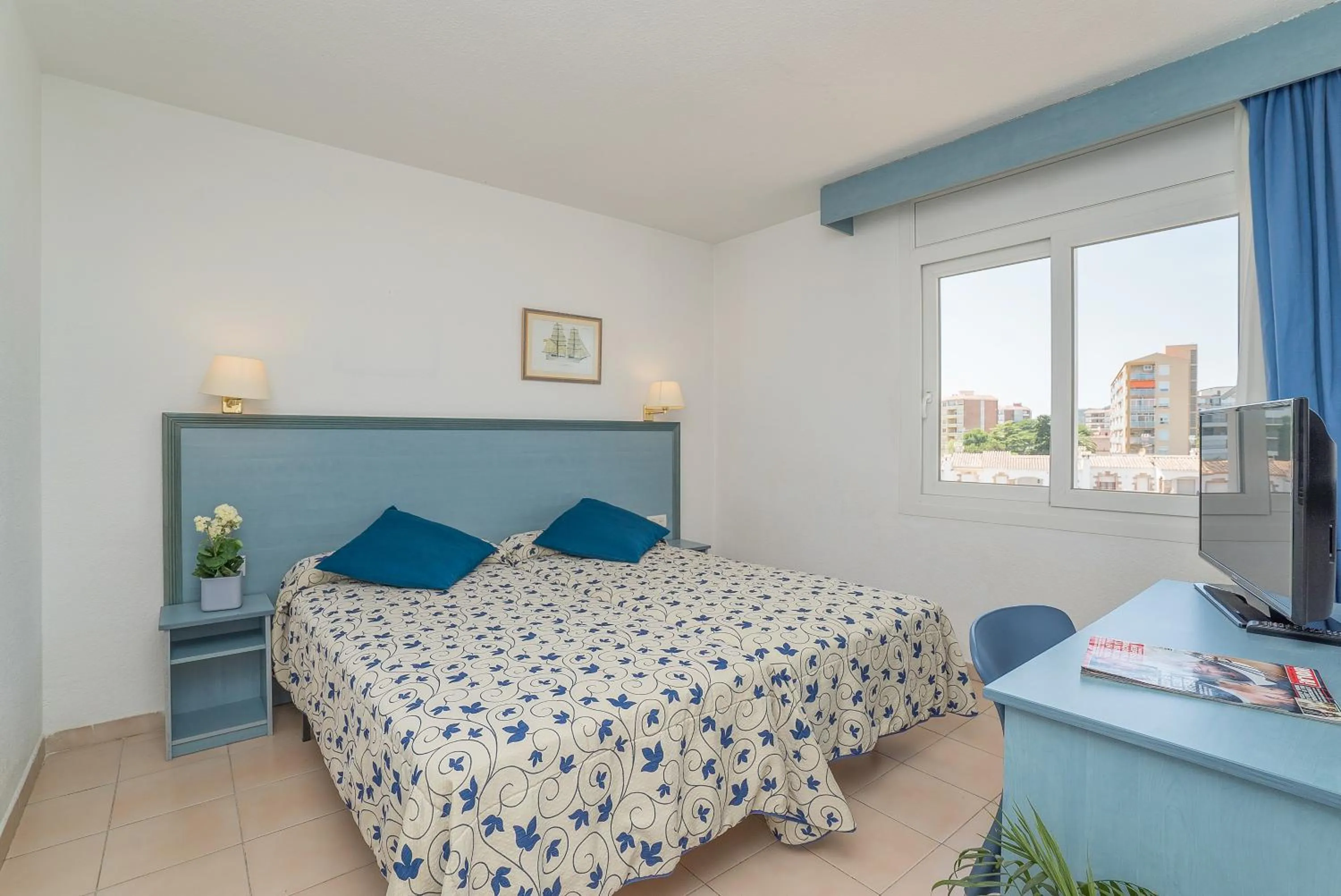 Photo of the whole room in Hotel Platja d'Aro