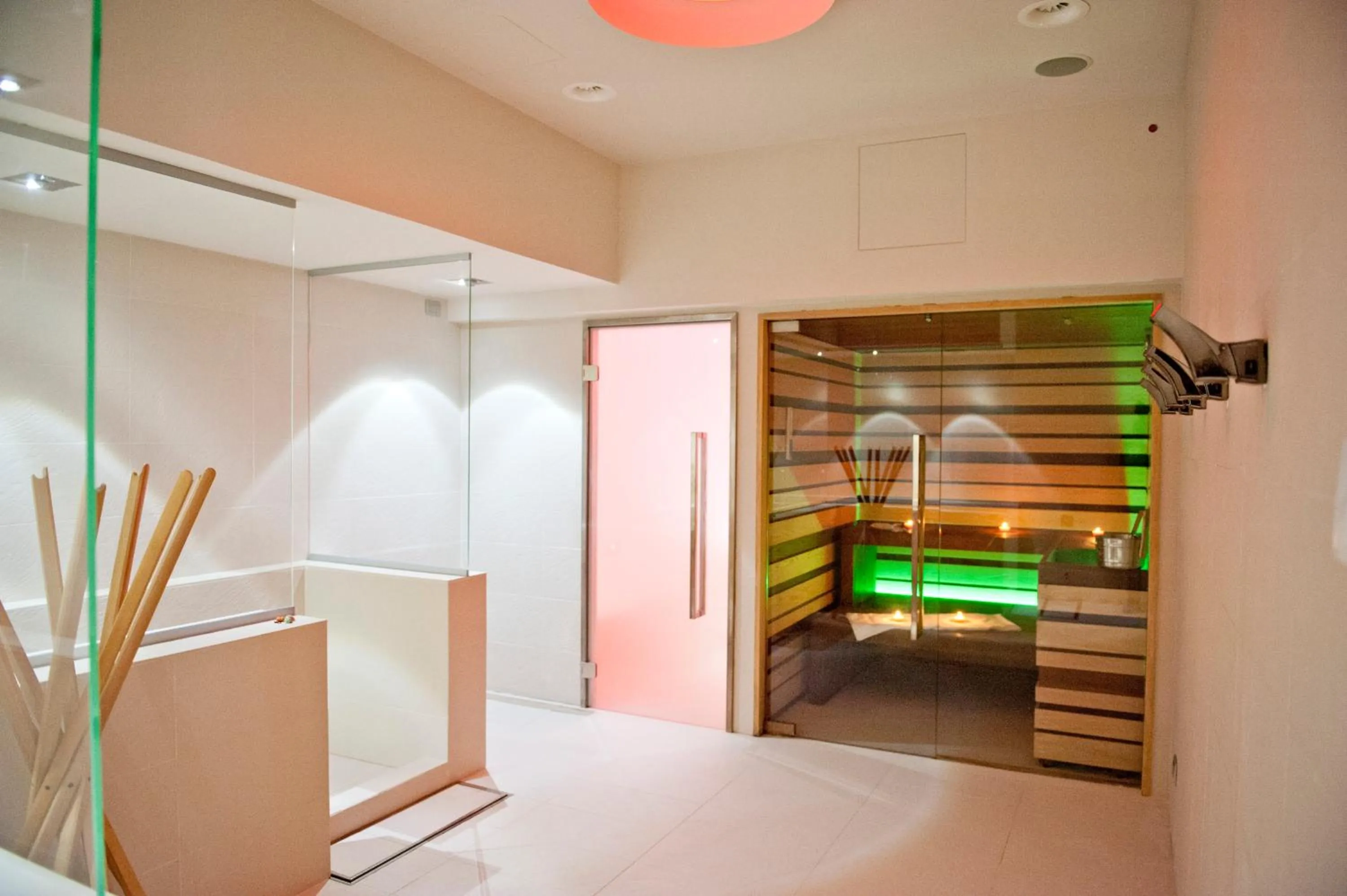 Steam room, Bed in Vallantica Resort & SPA