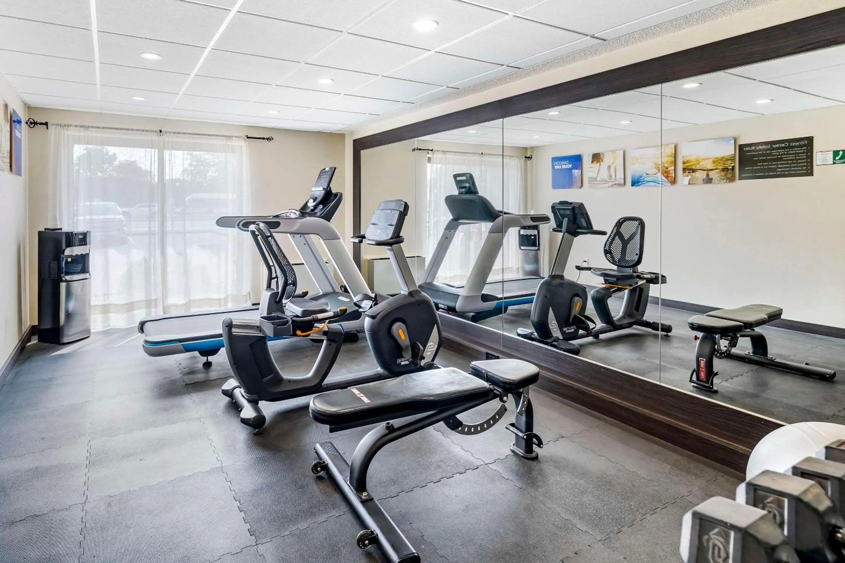Fitness centre/facilities in Comfort Inn