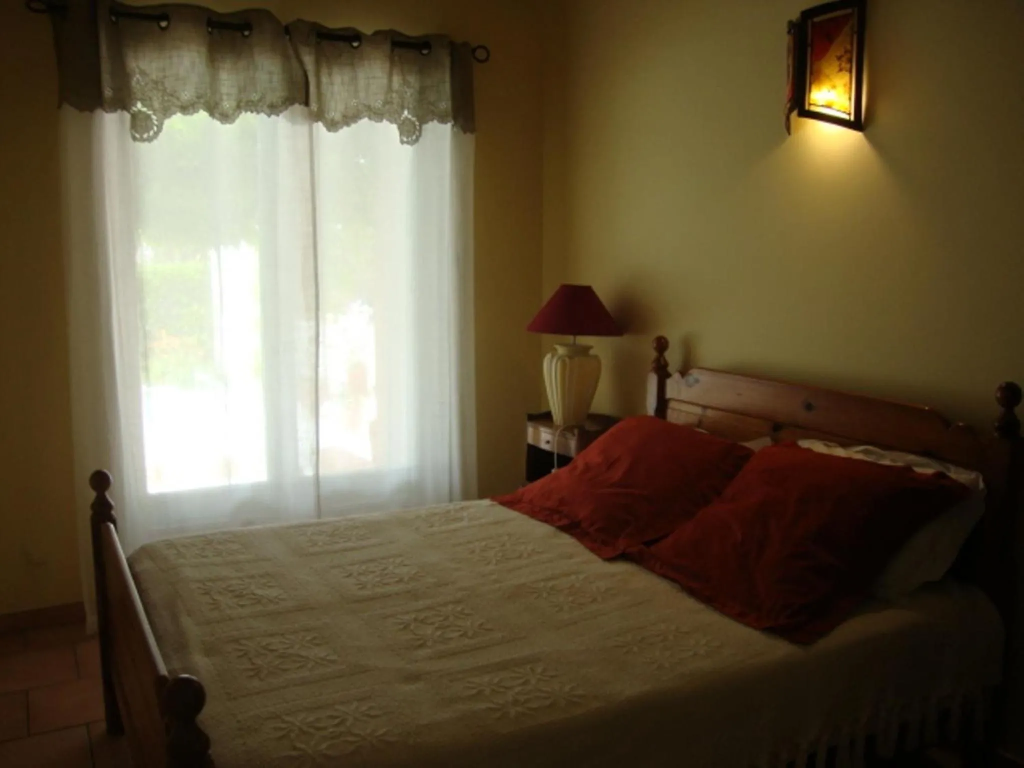 Bed in Michèle et Didier Lin