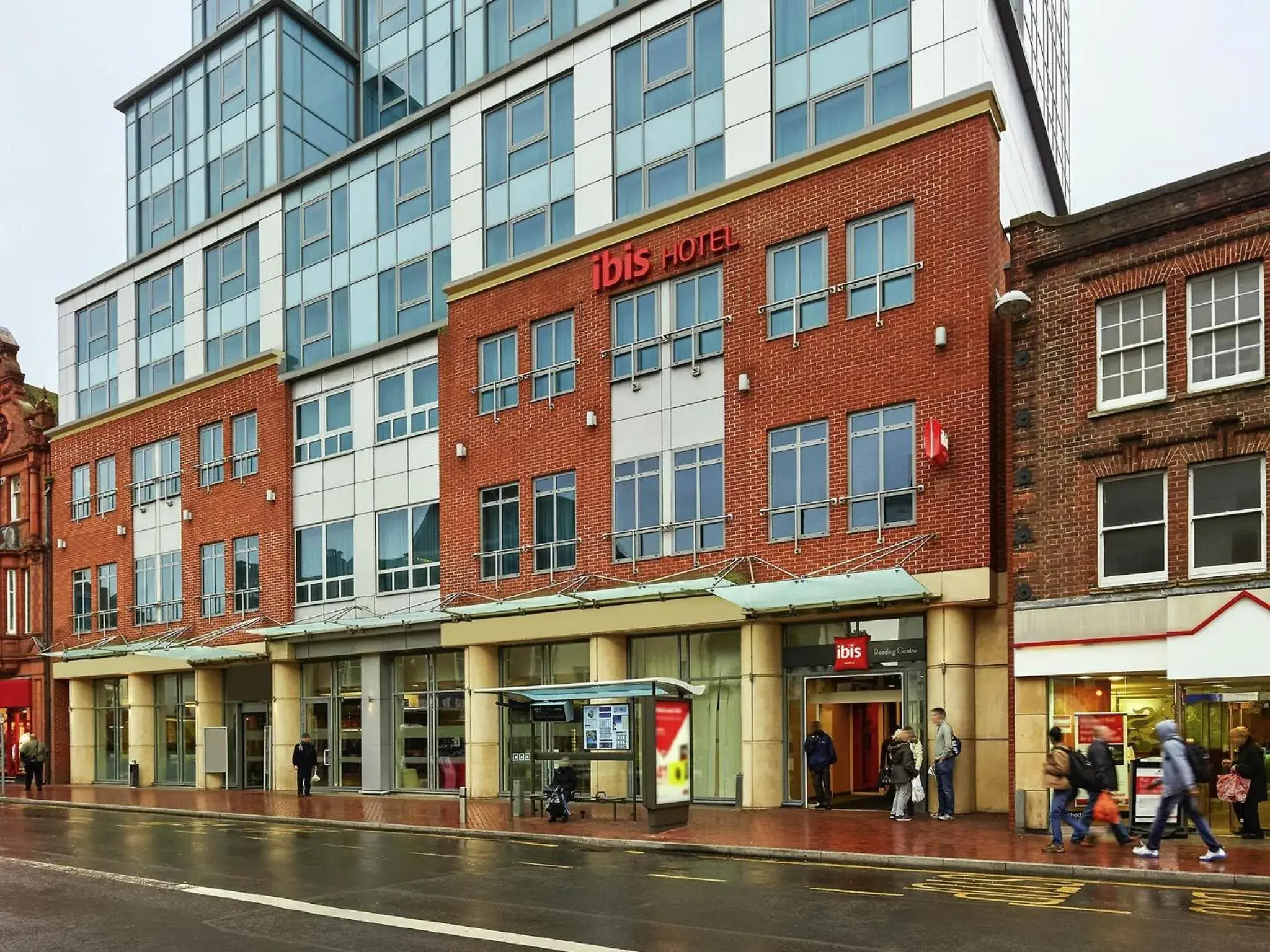 Property building in ibis Reading Centre Property building in ibis Reading Centre