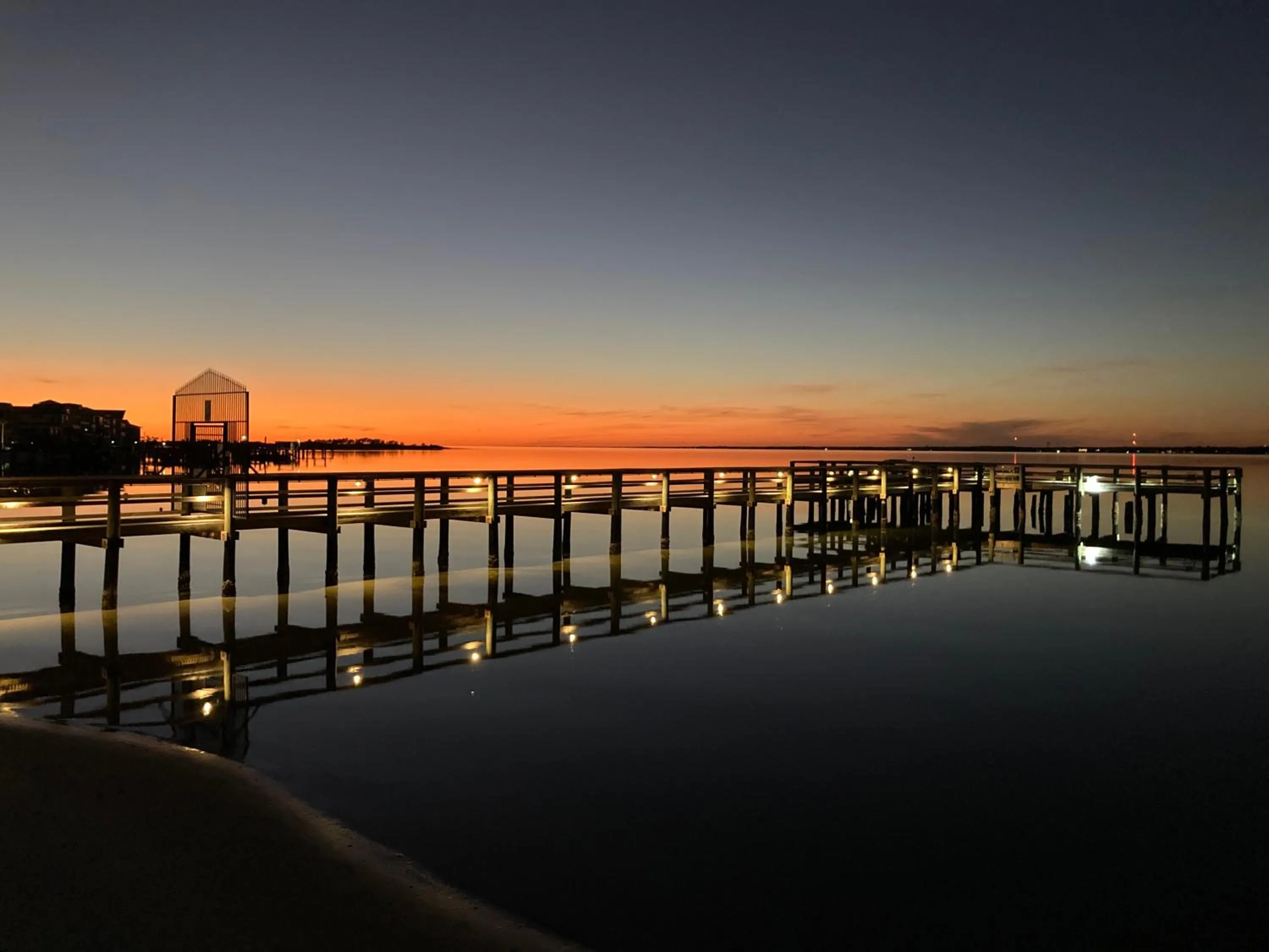 Sunset Harbor Palms 1-205, pool, fishing pier 2 guests