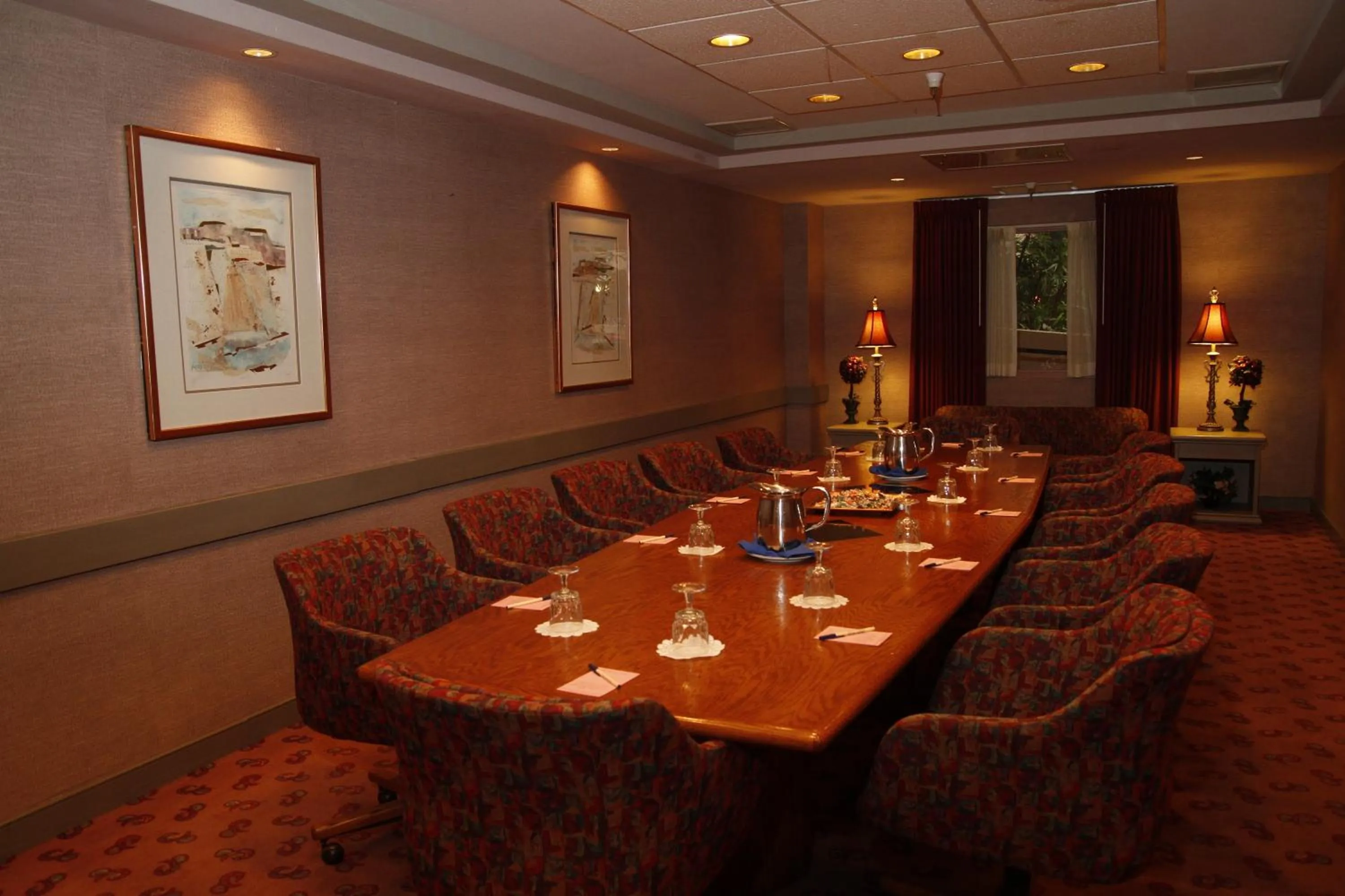 Business facilities in Ramada by Wyndham Viscount Suites Tucson East