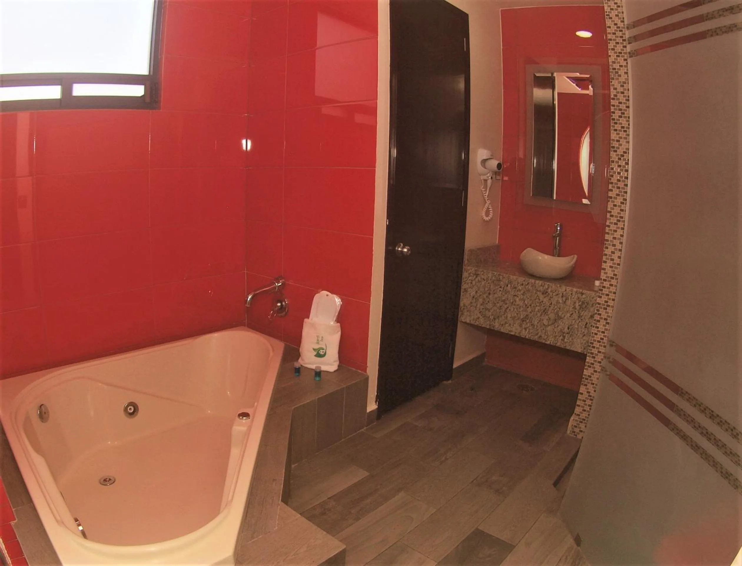 Bath in Hotel Jard Inn Adult Only