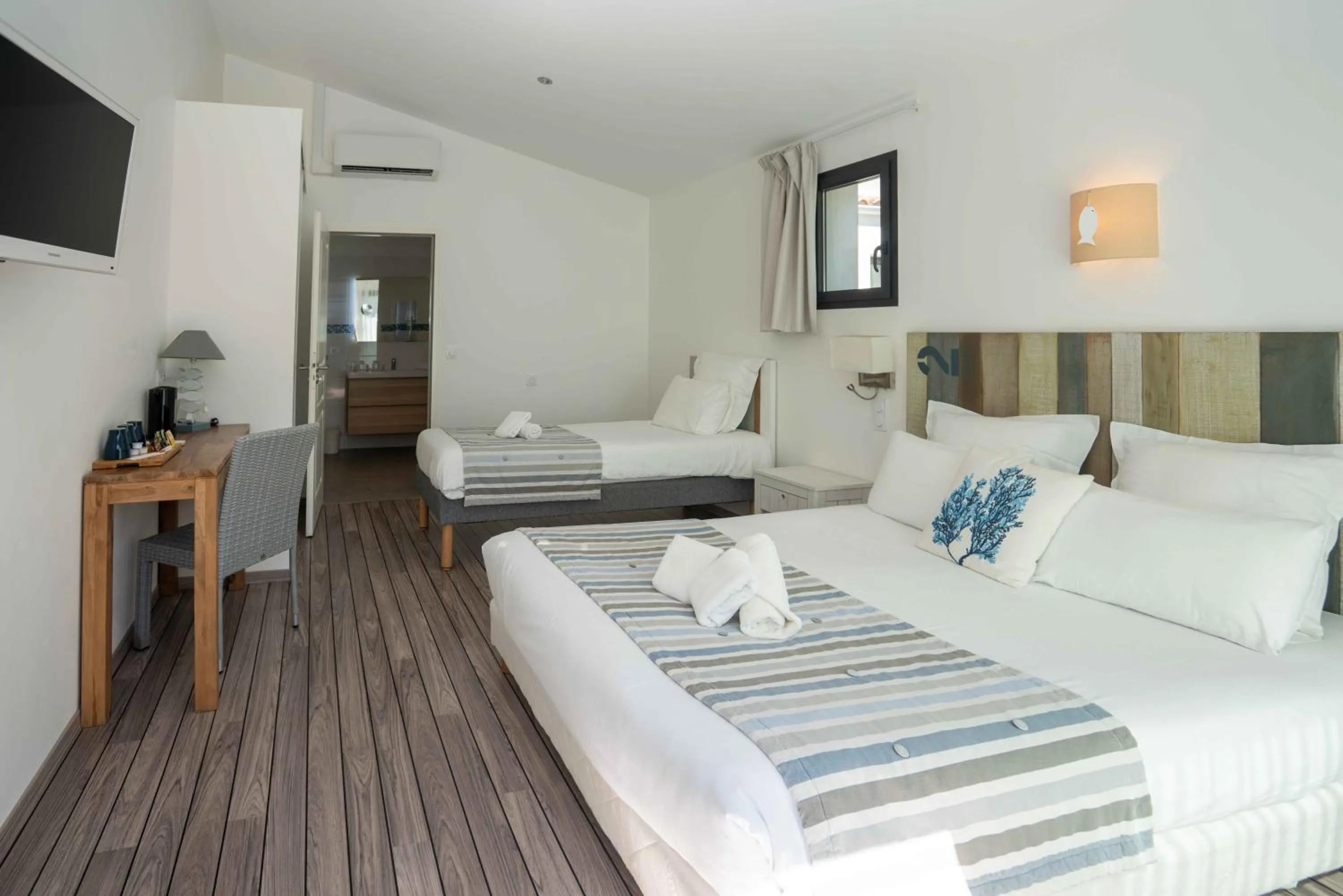 Bed in Hôtel Le Square