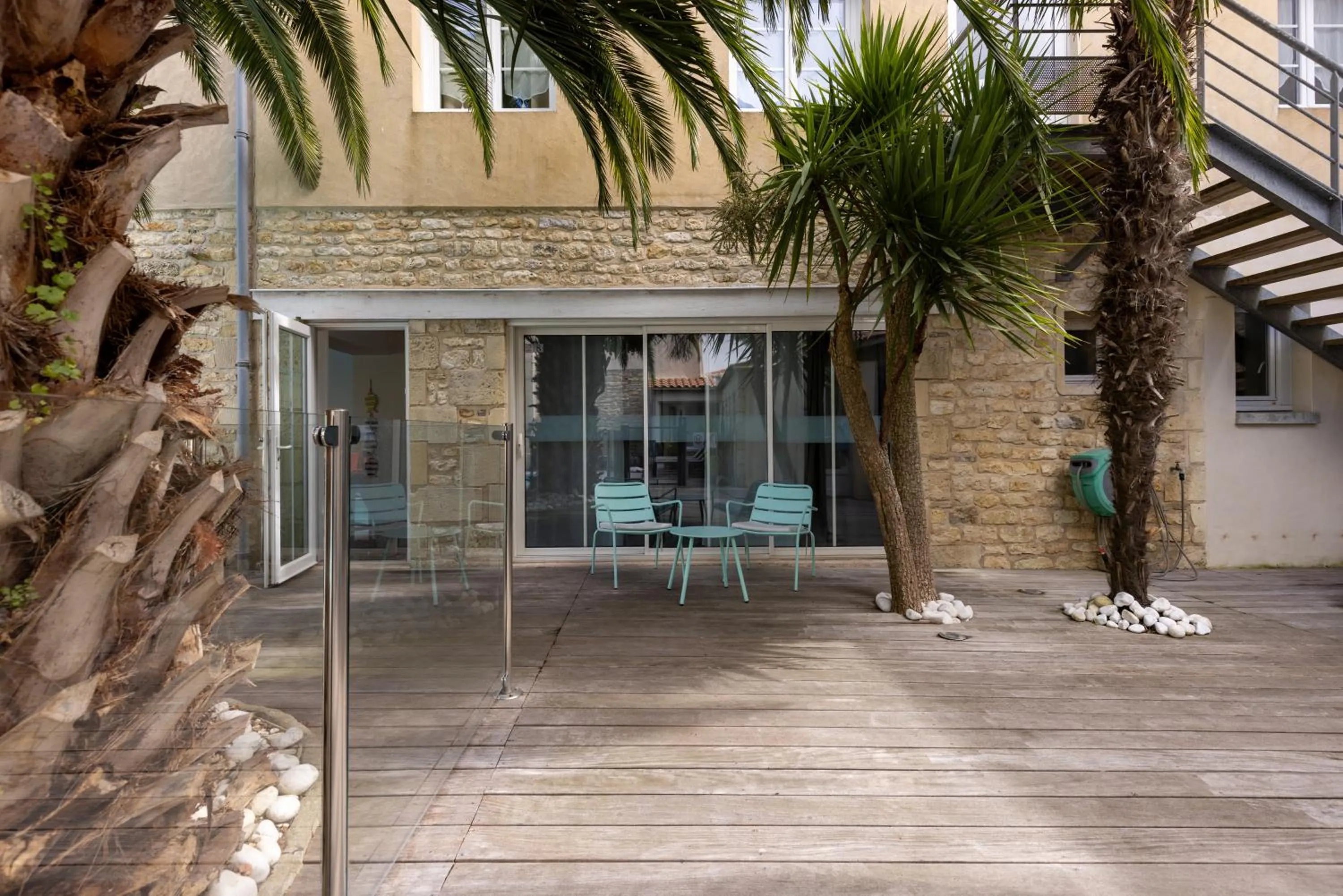 Patio in Hôtel Le Square