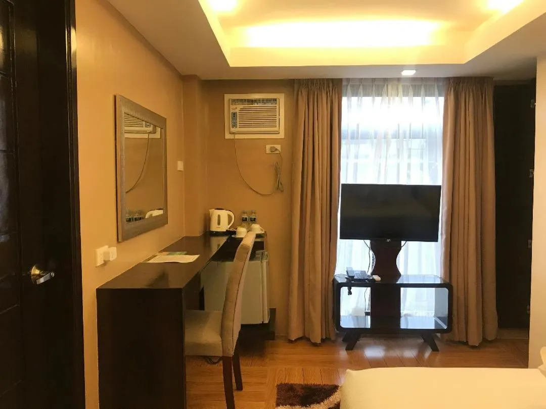 Treasure Island Hotel With Mini Water Adventure