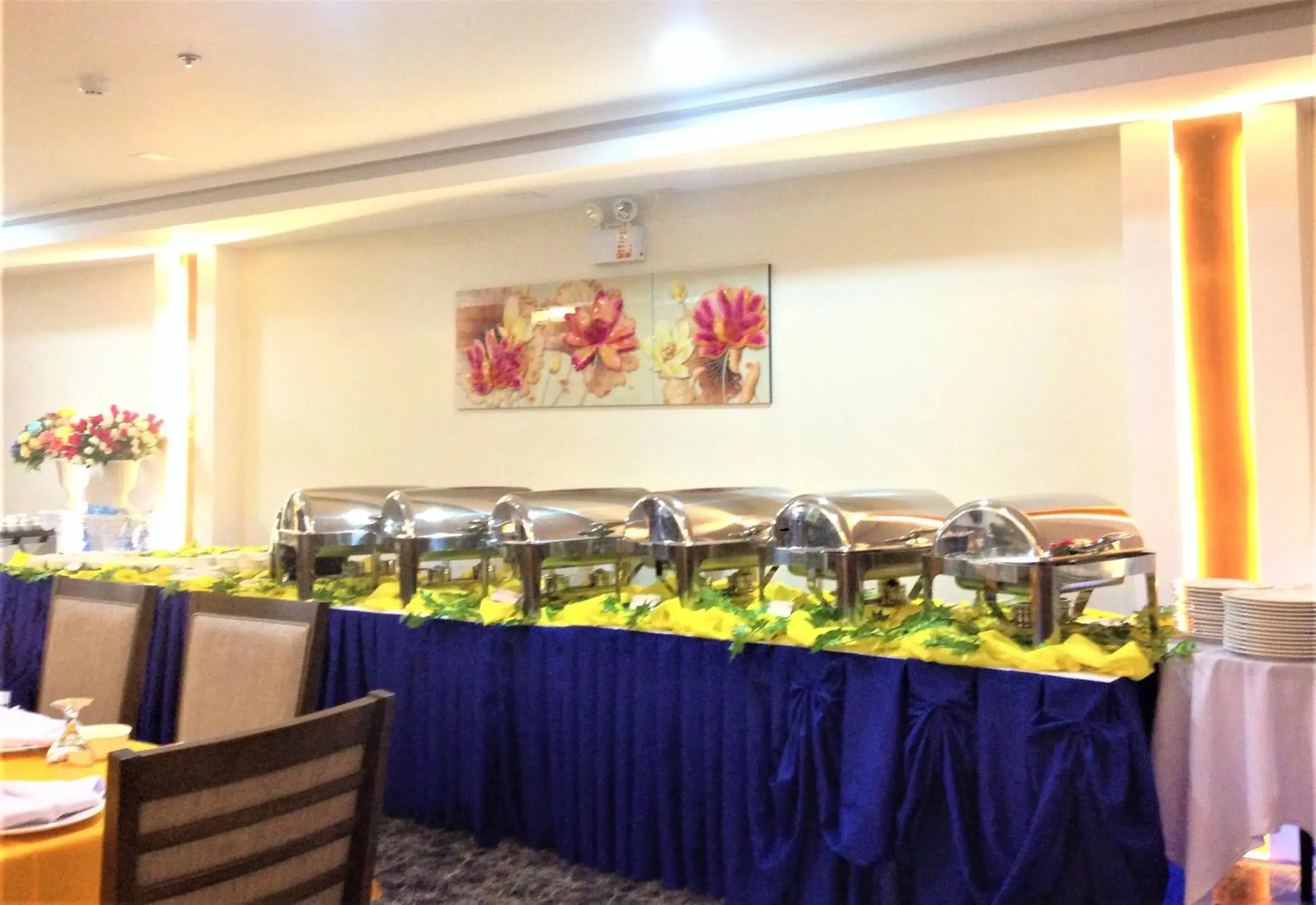 Restaurant/places to eat in Treasure Island Hotel With Mini Water Adventure Restaurant/places to eat in Treasure Island Hotel With Mini Water Adventure