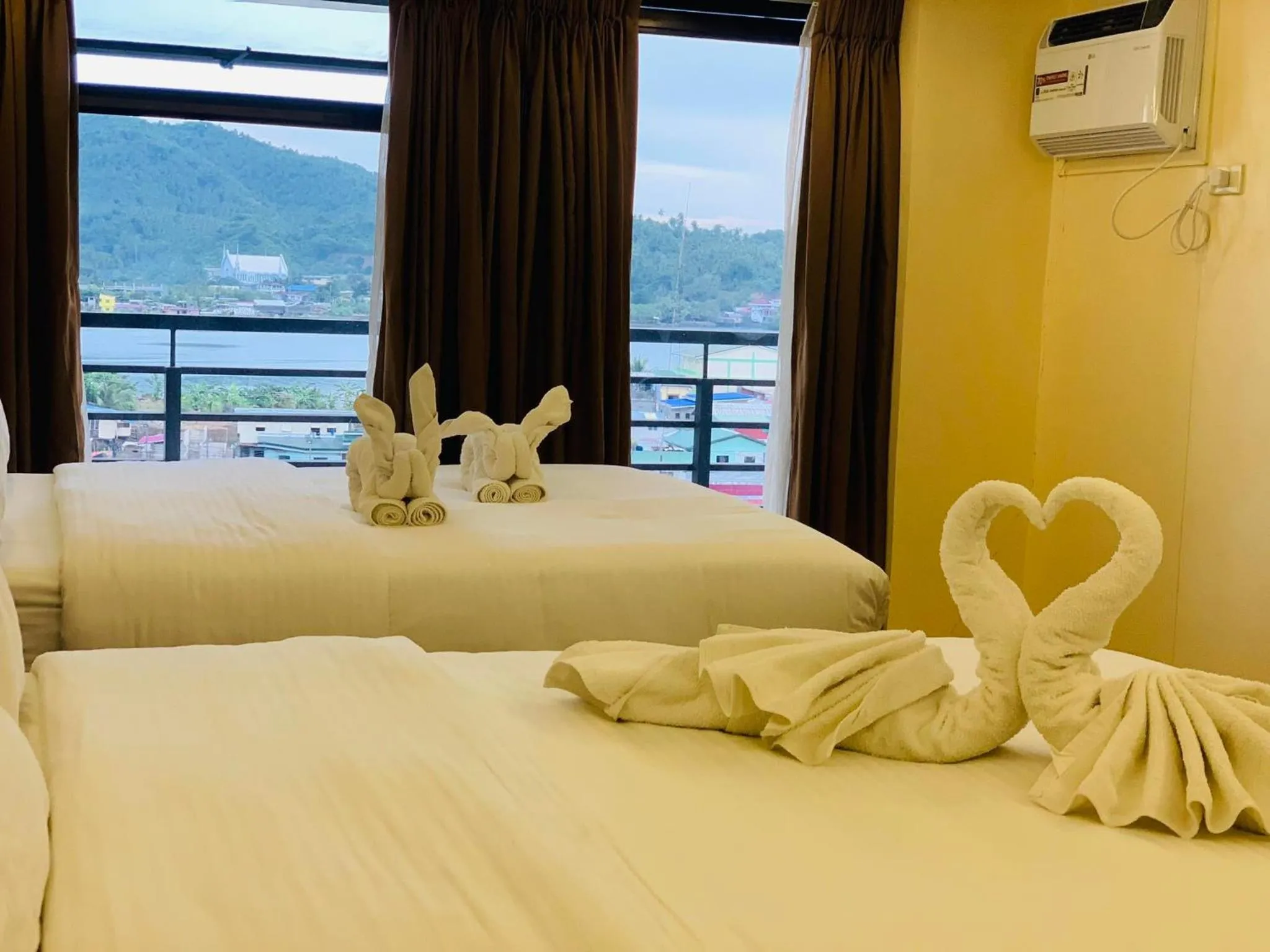 Bed in Treasure Island Hotel With Mini Water Adventure