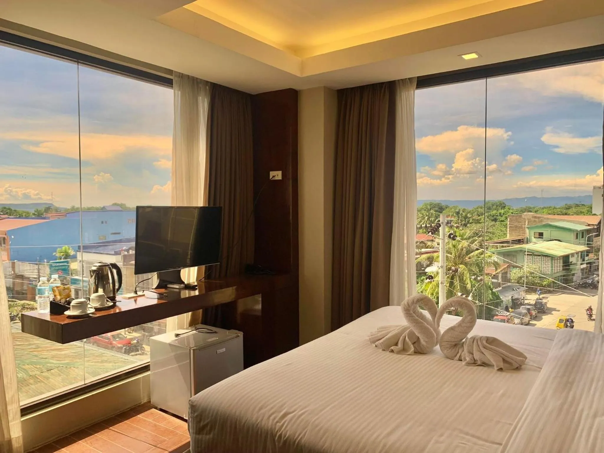 Bed in Treasure Island Hotel With Mini Water Adventure