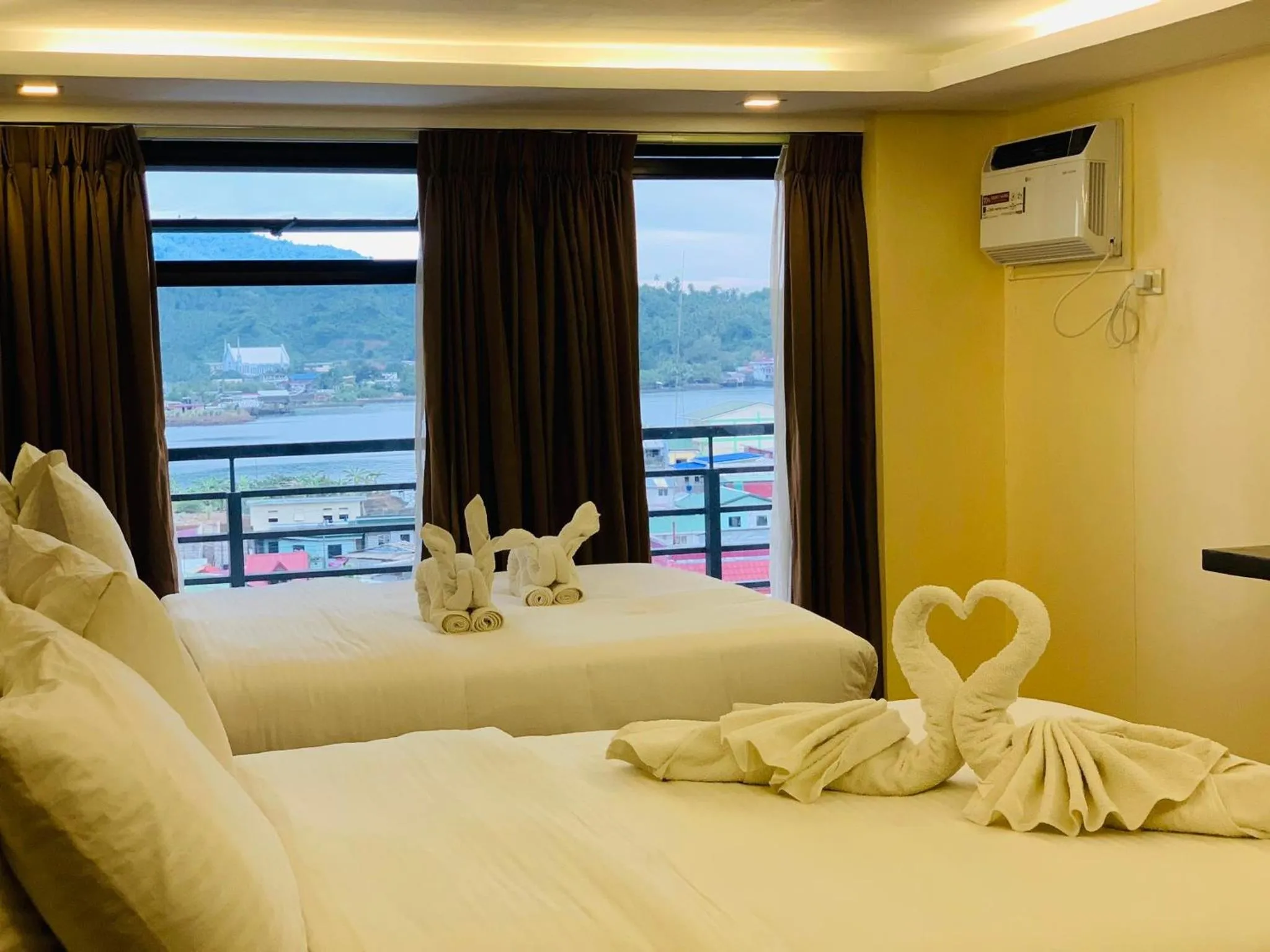 Bed in Treasure Island Hotel With Mini Water Adventure