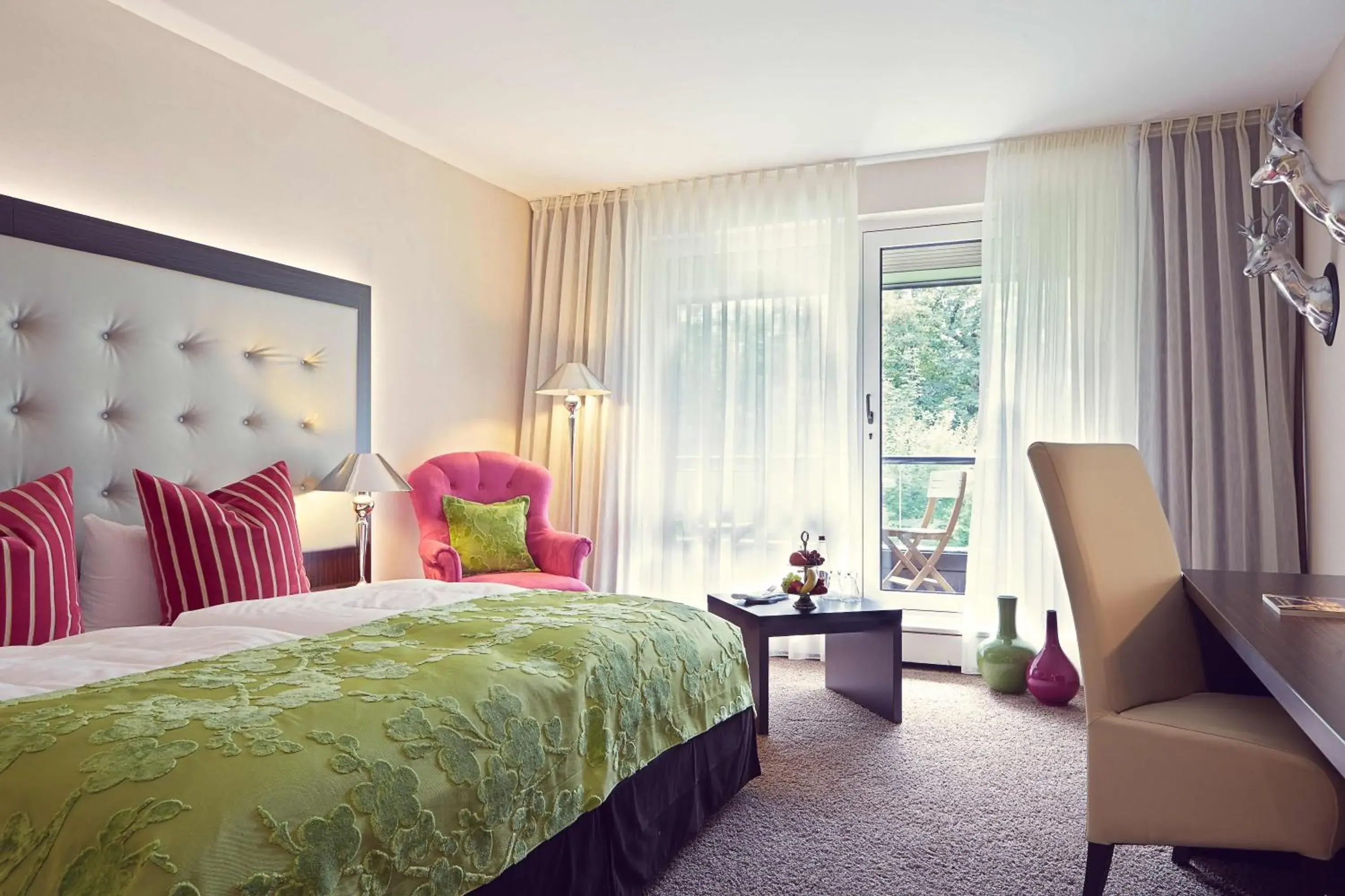 Superior Twin Room with Garden View in Schlosshotel Rettershof Superior Twin Room with Garden View in Schlosshotel Rettershof