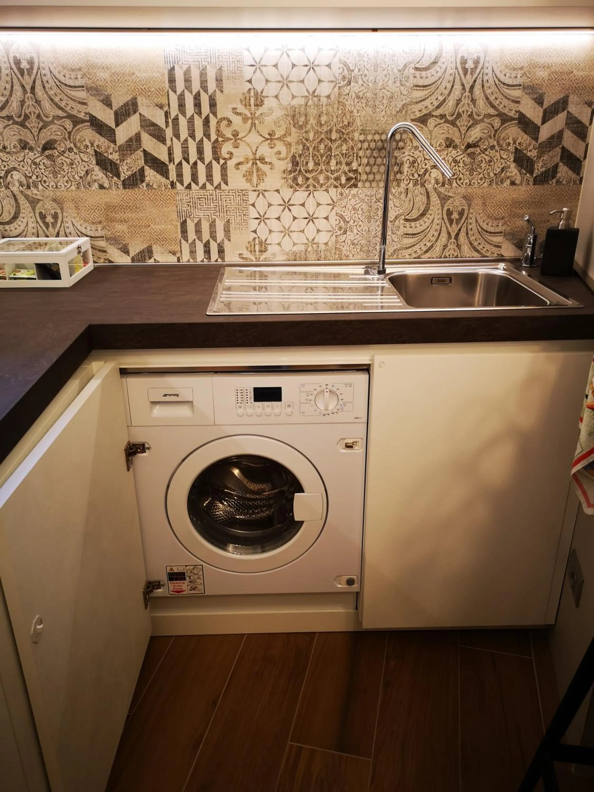 Communal kitchen in 2 Navigli