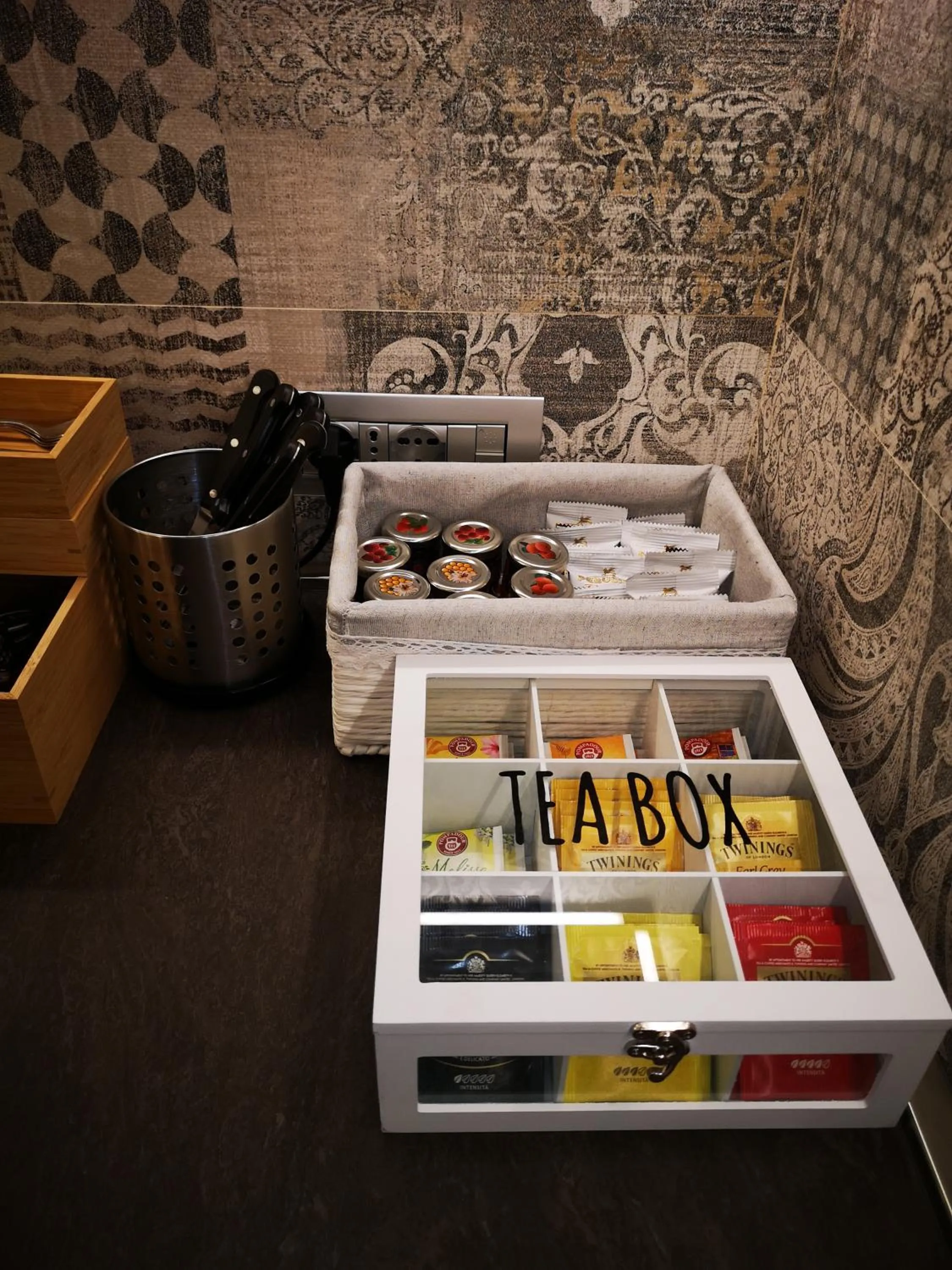 Kitchen or kitchenette in 2 Navigli