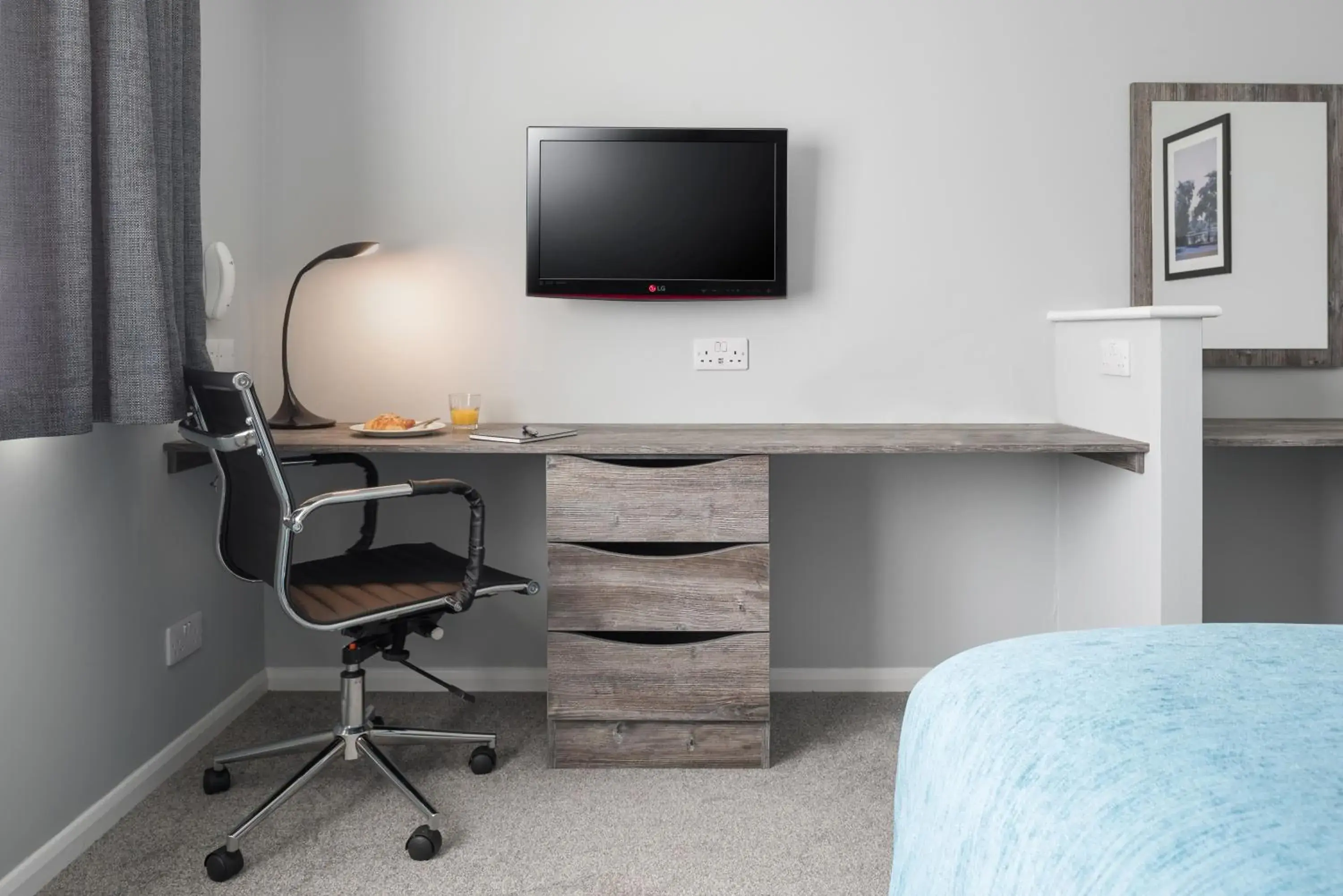 Standard Double Room in The Willows Training Centre Standard Double Room in The Willows Training Centre