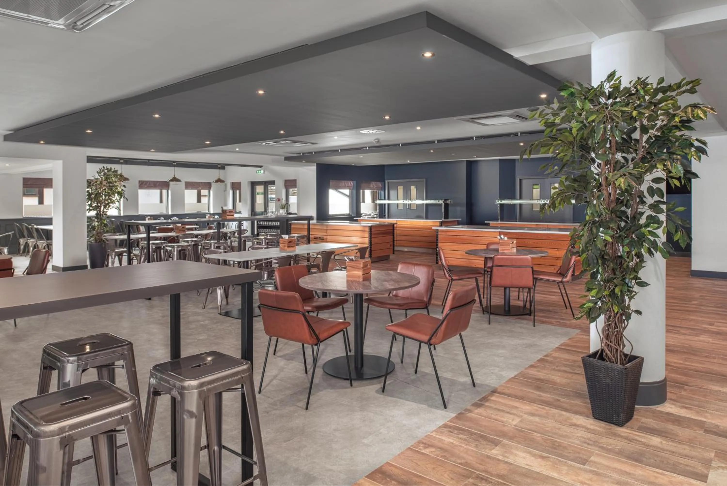 Restaurant/places to eat in The Willows Training Centre