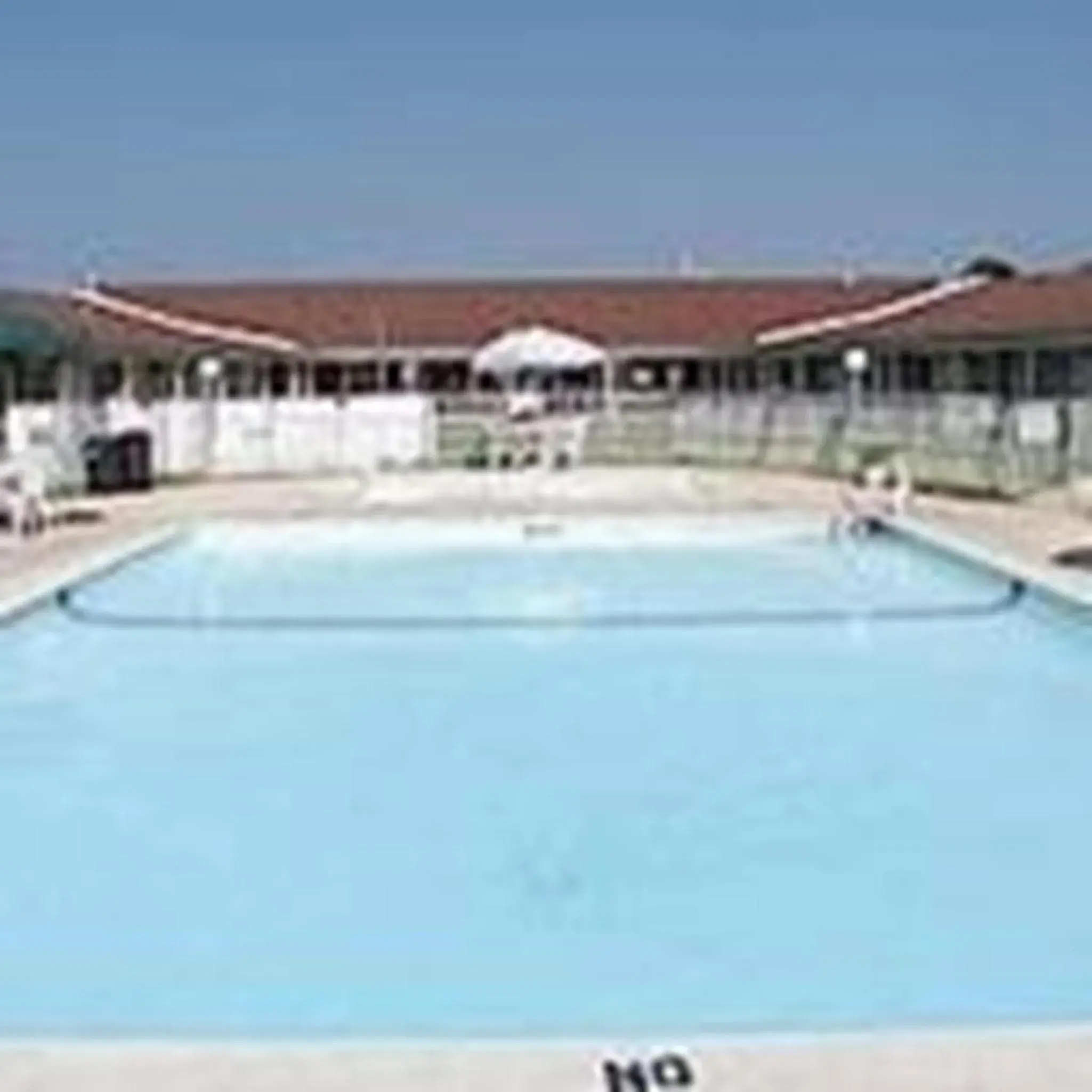 Decorative detail in Oceanside Lodge Decorative detail in Oceanside Lodge