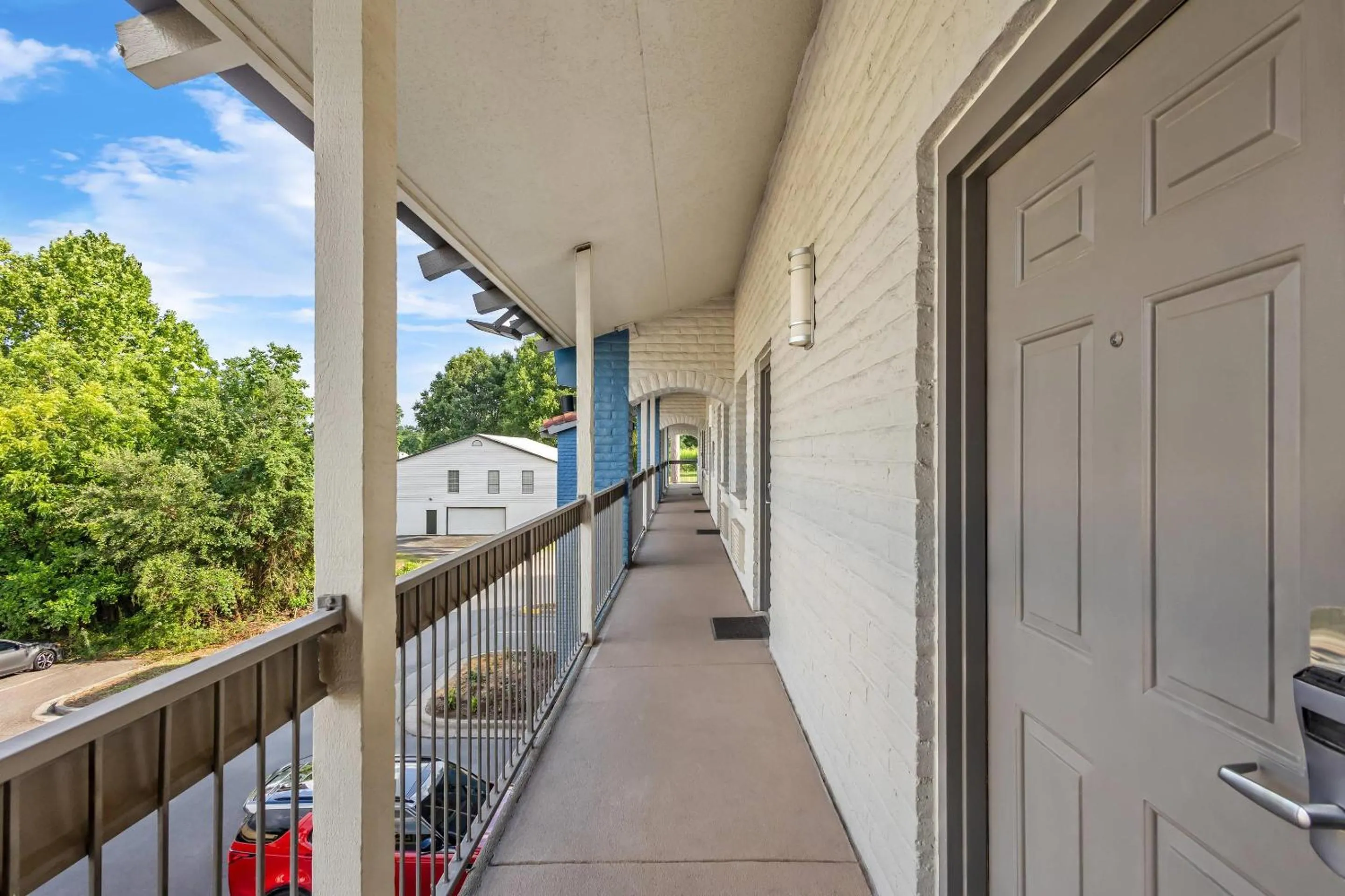 Property building in Econo Lodge Augusta North - Washington Road