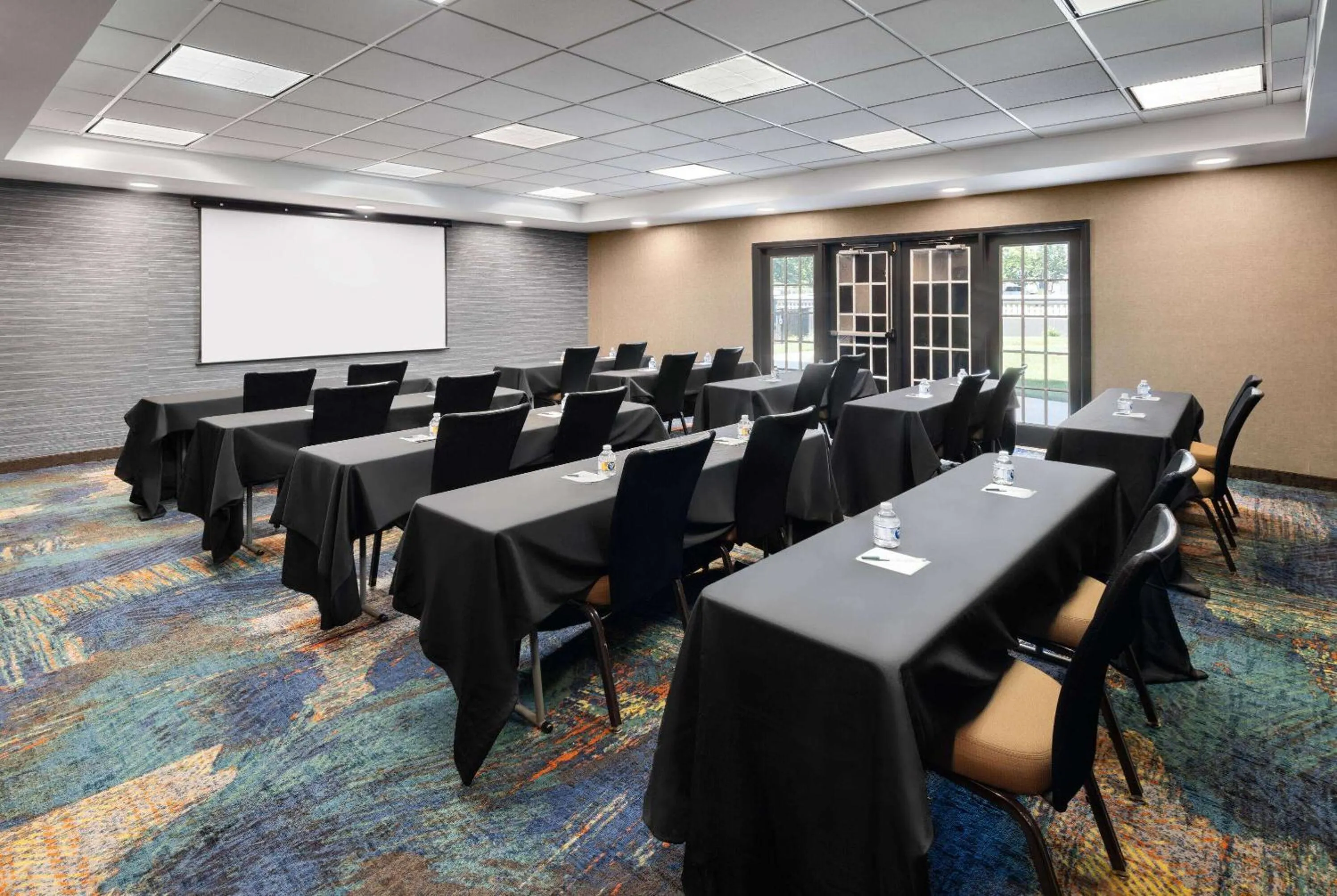 Meeting/conference room in La Quinta by Wyndham Greensboro NC