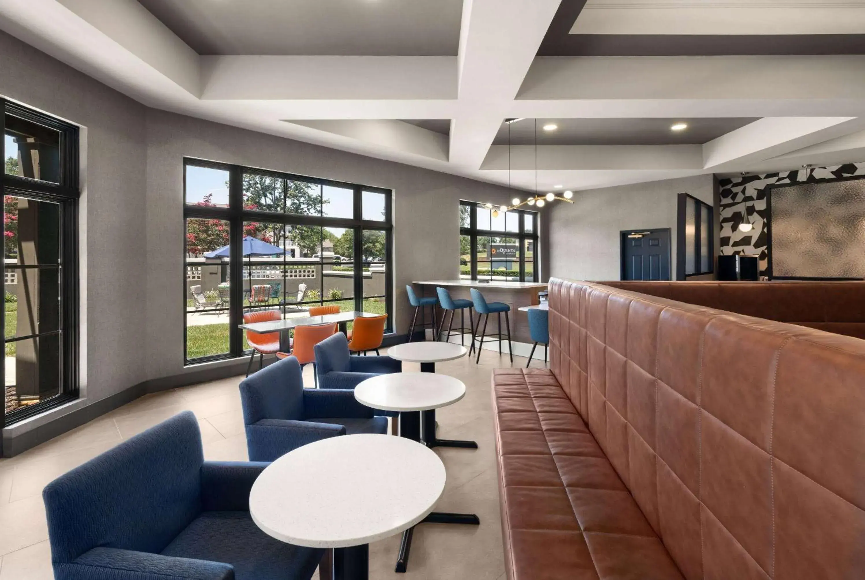 Breakfast in La Quinta by Wyndham Greensboro NC Breakfast in La Quinta by Wyndham Greensboro NC