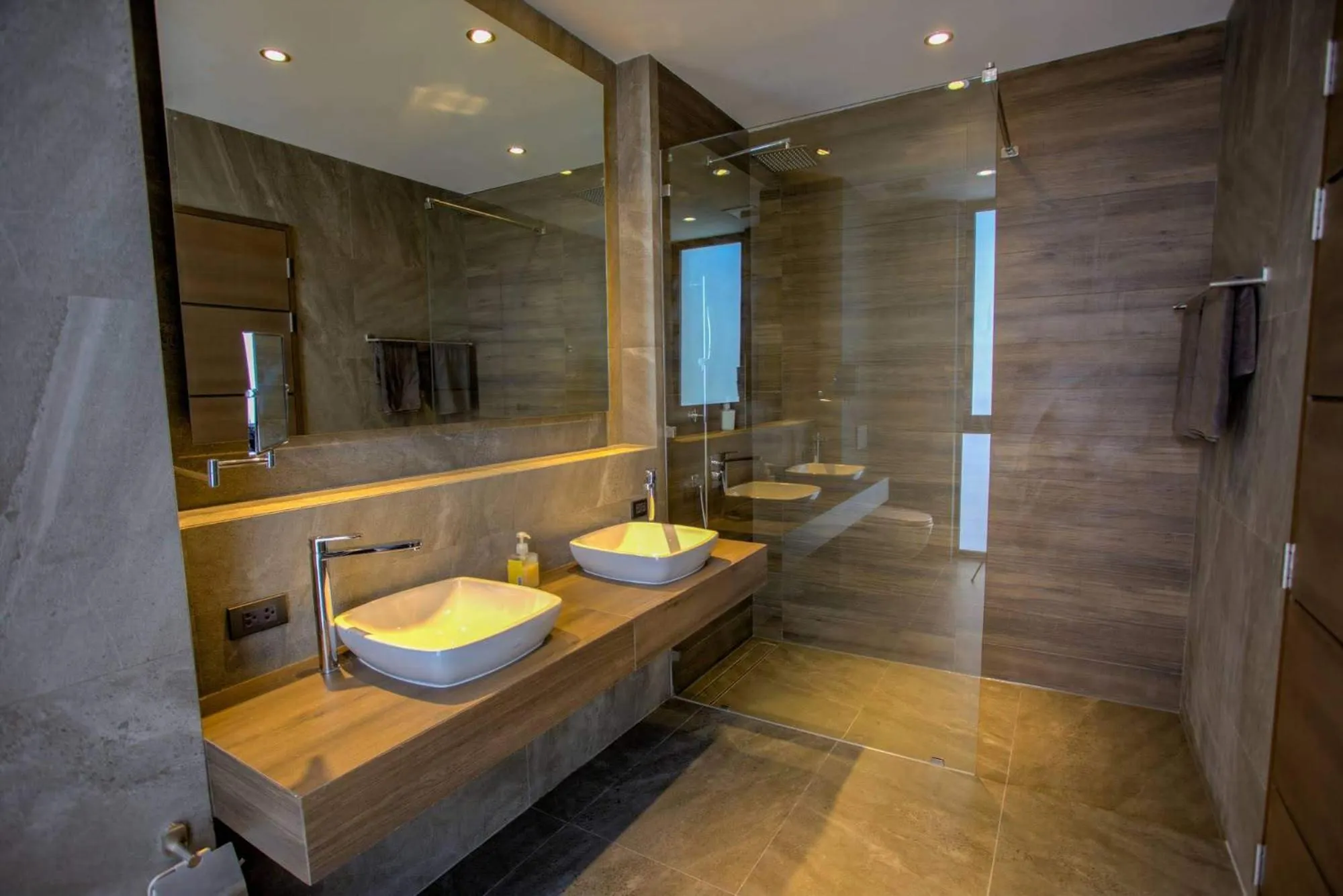 Bathroom in Ocean Rock Kalim