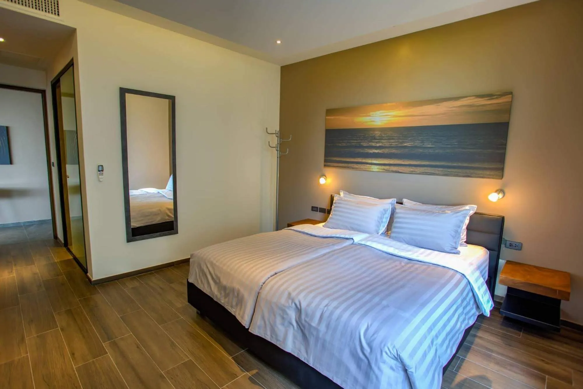 Bed in Ocean Rock Kalim