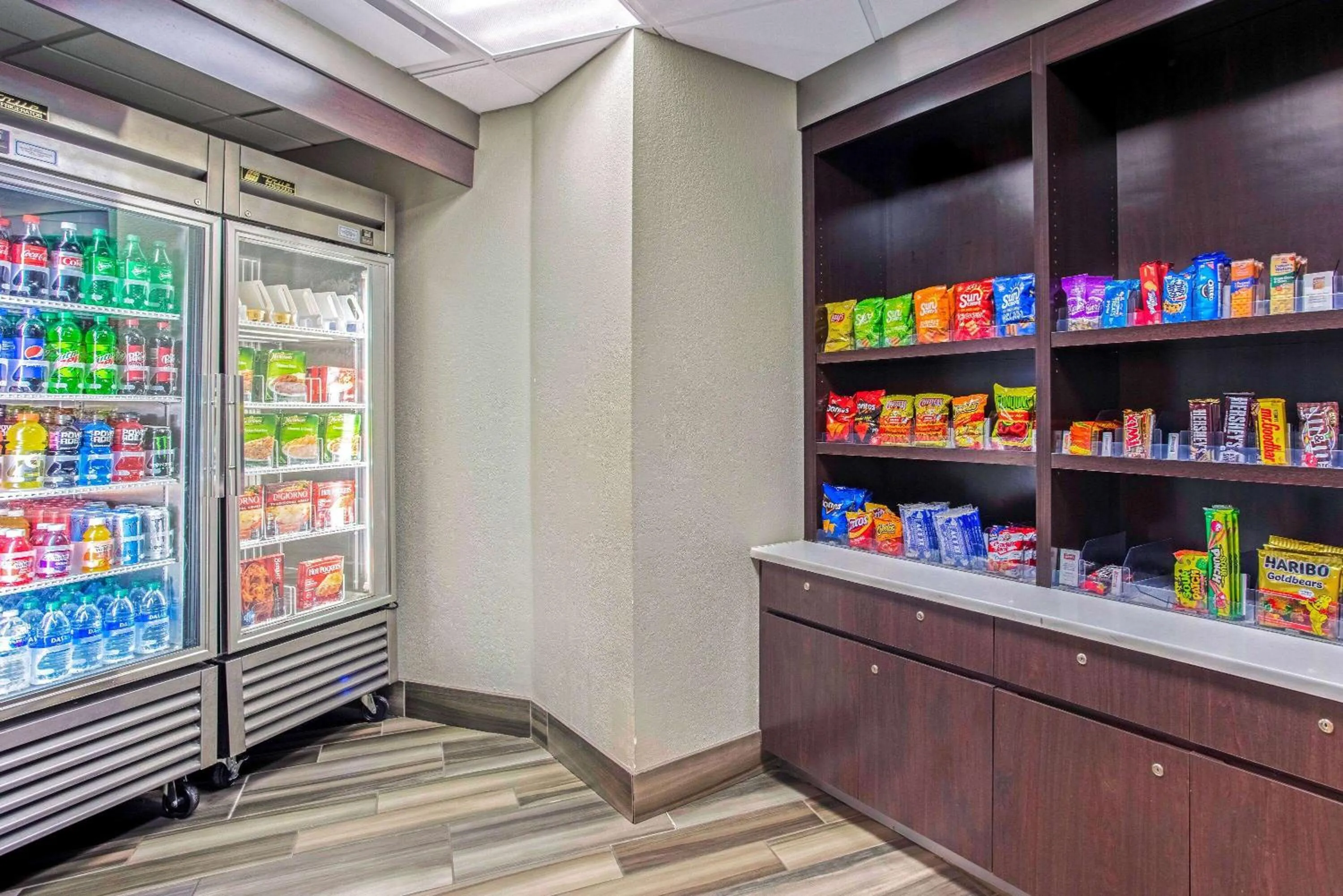 Food and drinks in La Quinta by Wyndham Birmingham Homewood