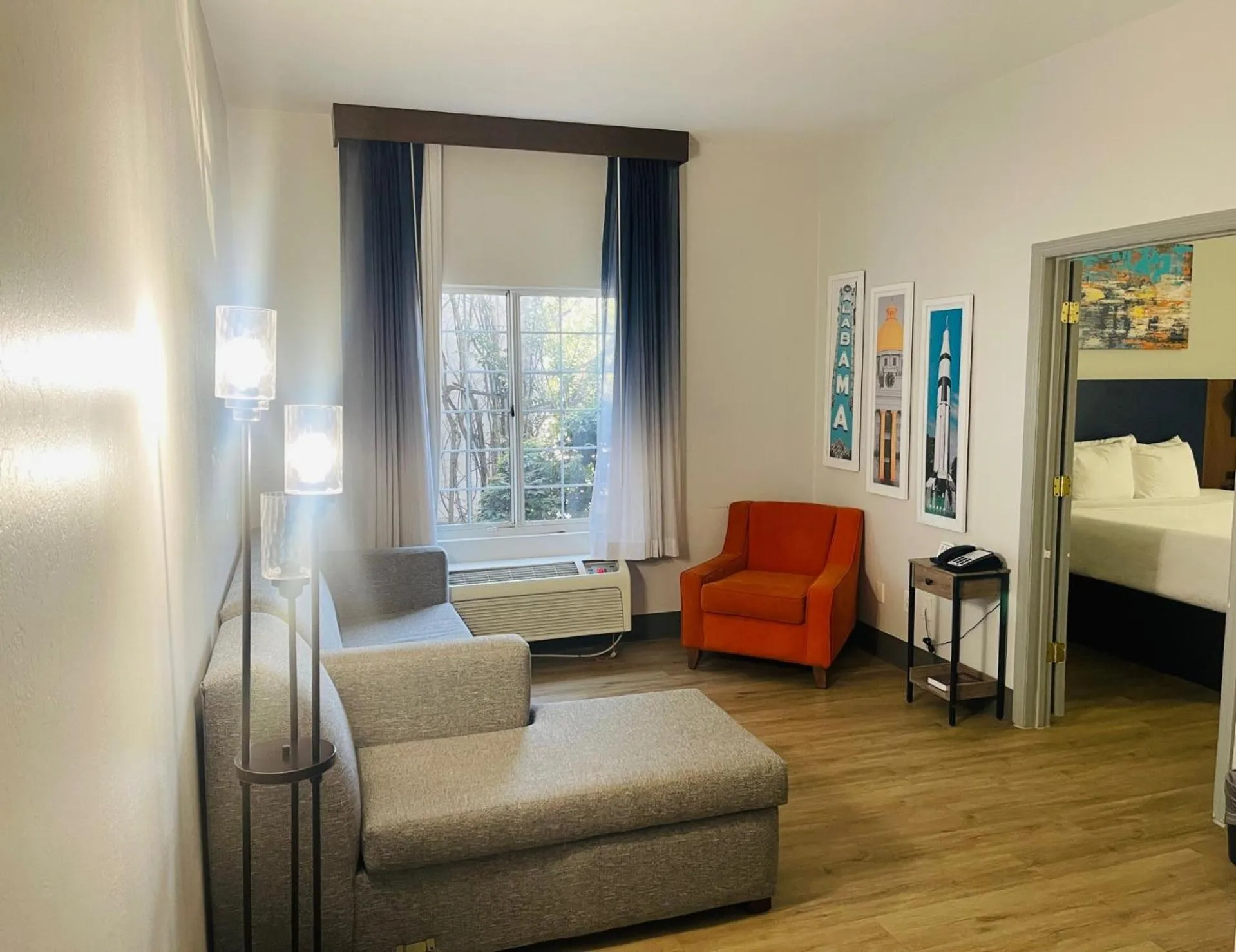 Bedroom, Bed in La Quinta by Wyndham Birmingham Homewood