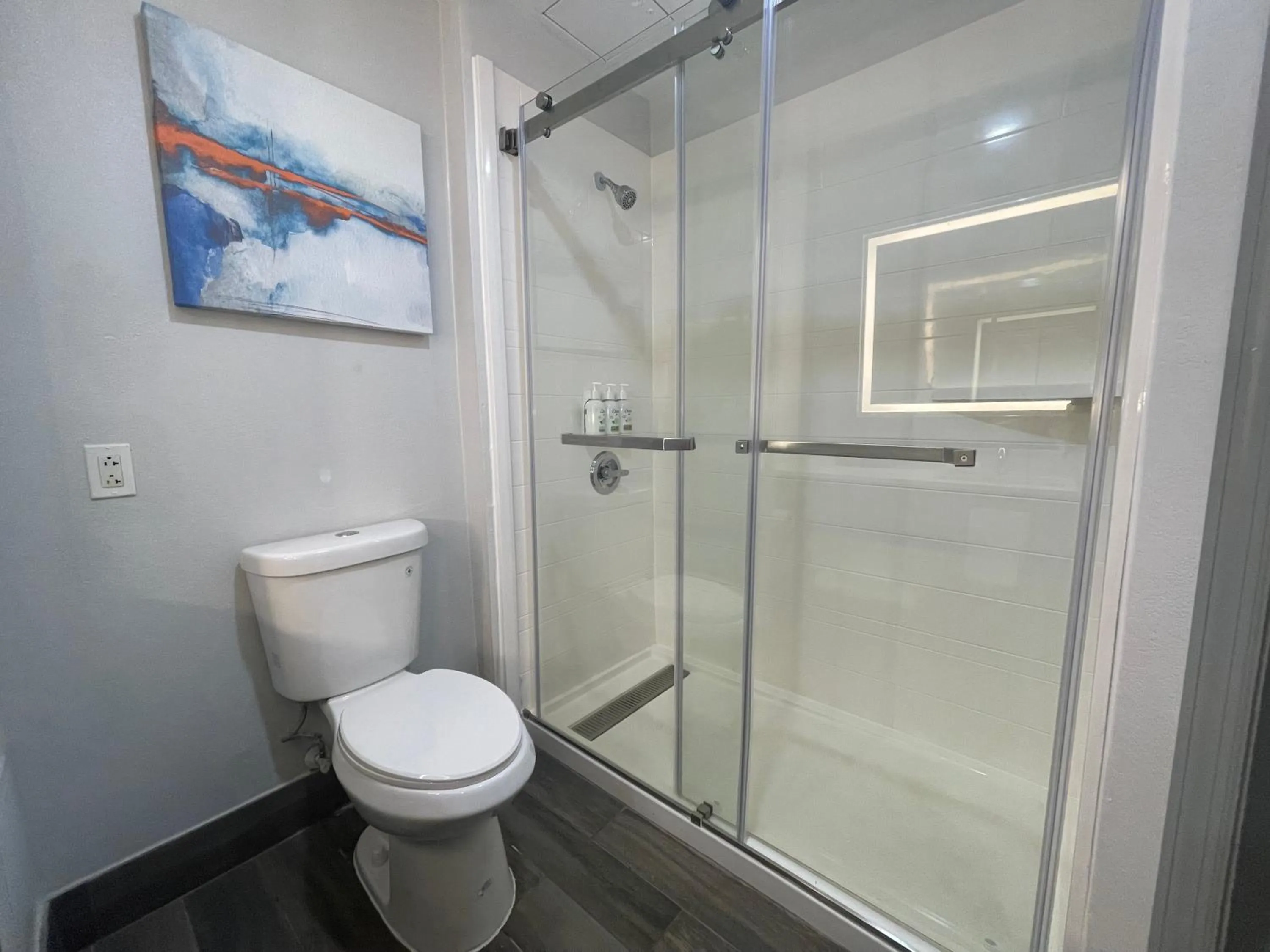 Toilet in La Quinta by Wyndham Birmingham Homewood